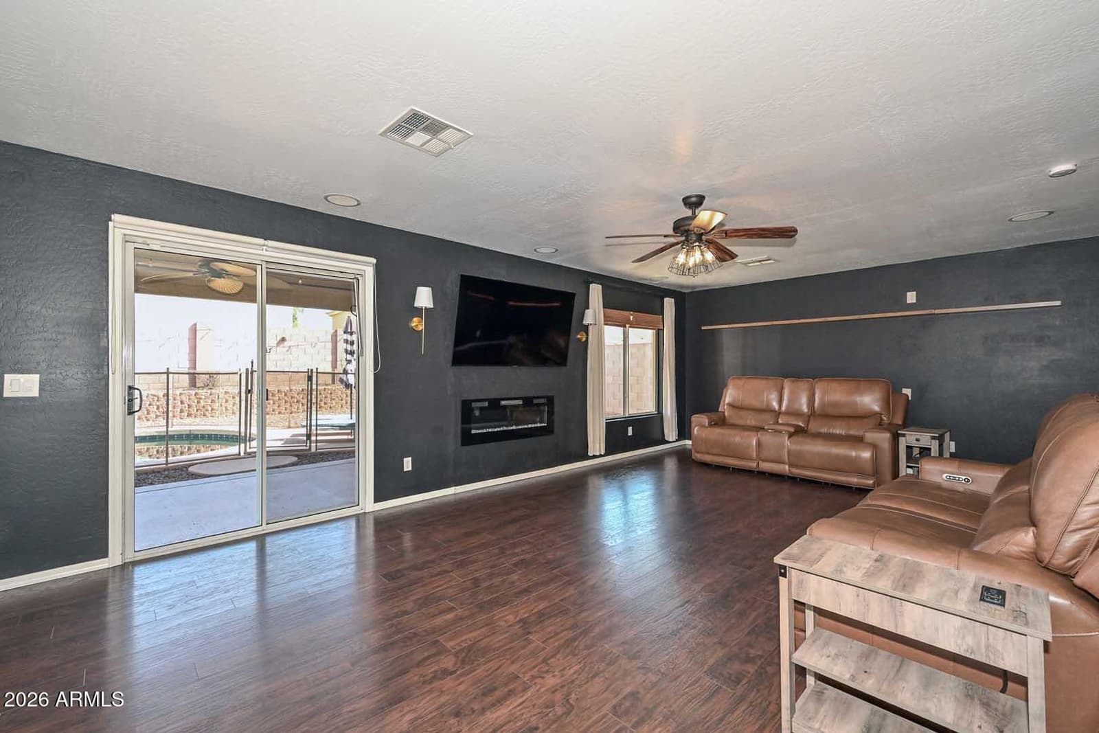 15872 W Calavar Road, Surprise, AZ 85379 — photo 20 of 57