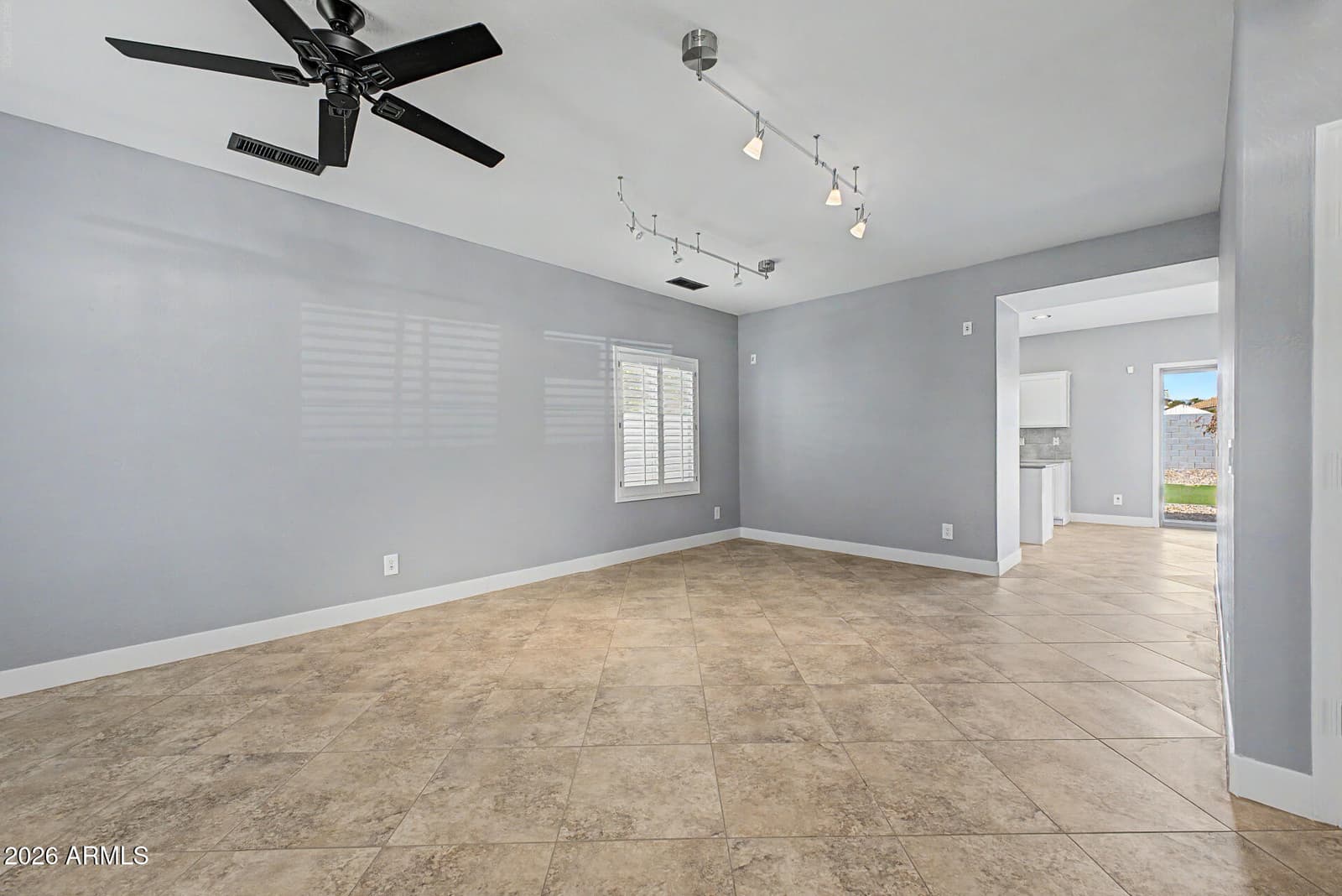 372 E Goldmine Court, San Tan Valley, AZ 85140 — photo 4 of 57