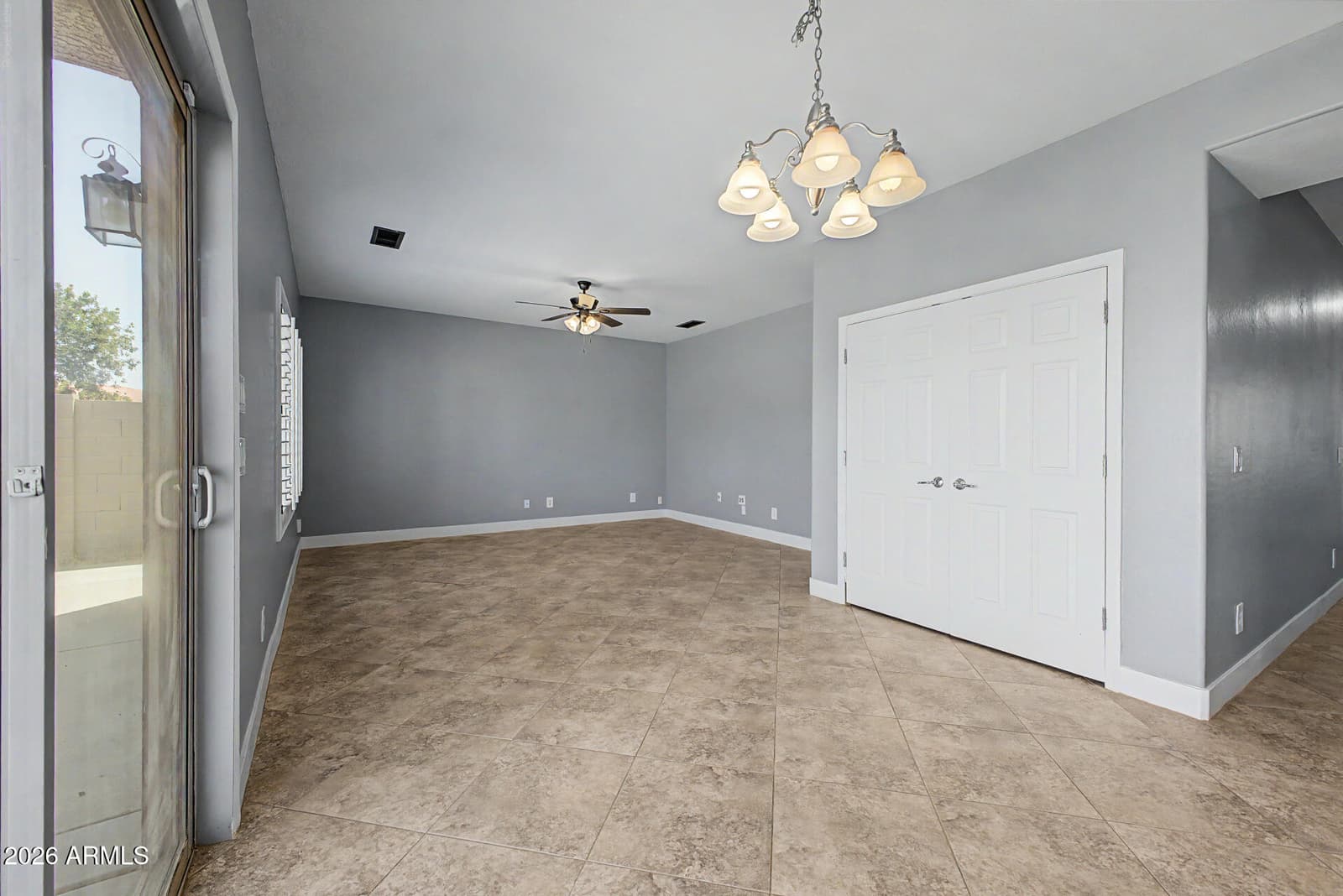 372 E Goldmine Court, San Tan Valley, AZ 85140 — photo 15 of 57