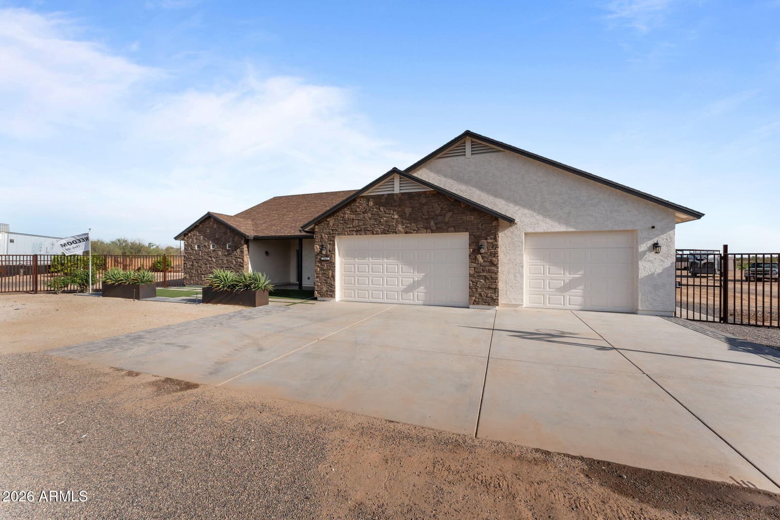 21015 W White Feather Lane, Wittmann, AZ 85361 — photo 9 of 57