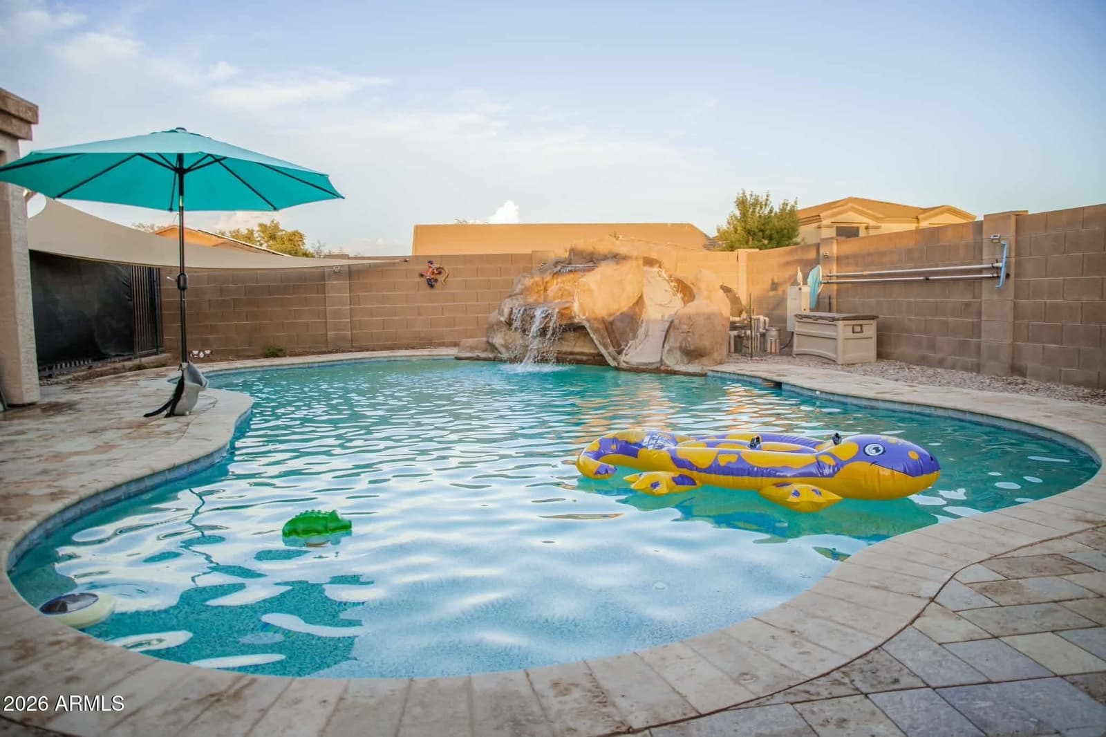 1221 W Del Monte Drive, Casa Grande, AZ 85122 — photo 1 of 33