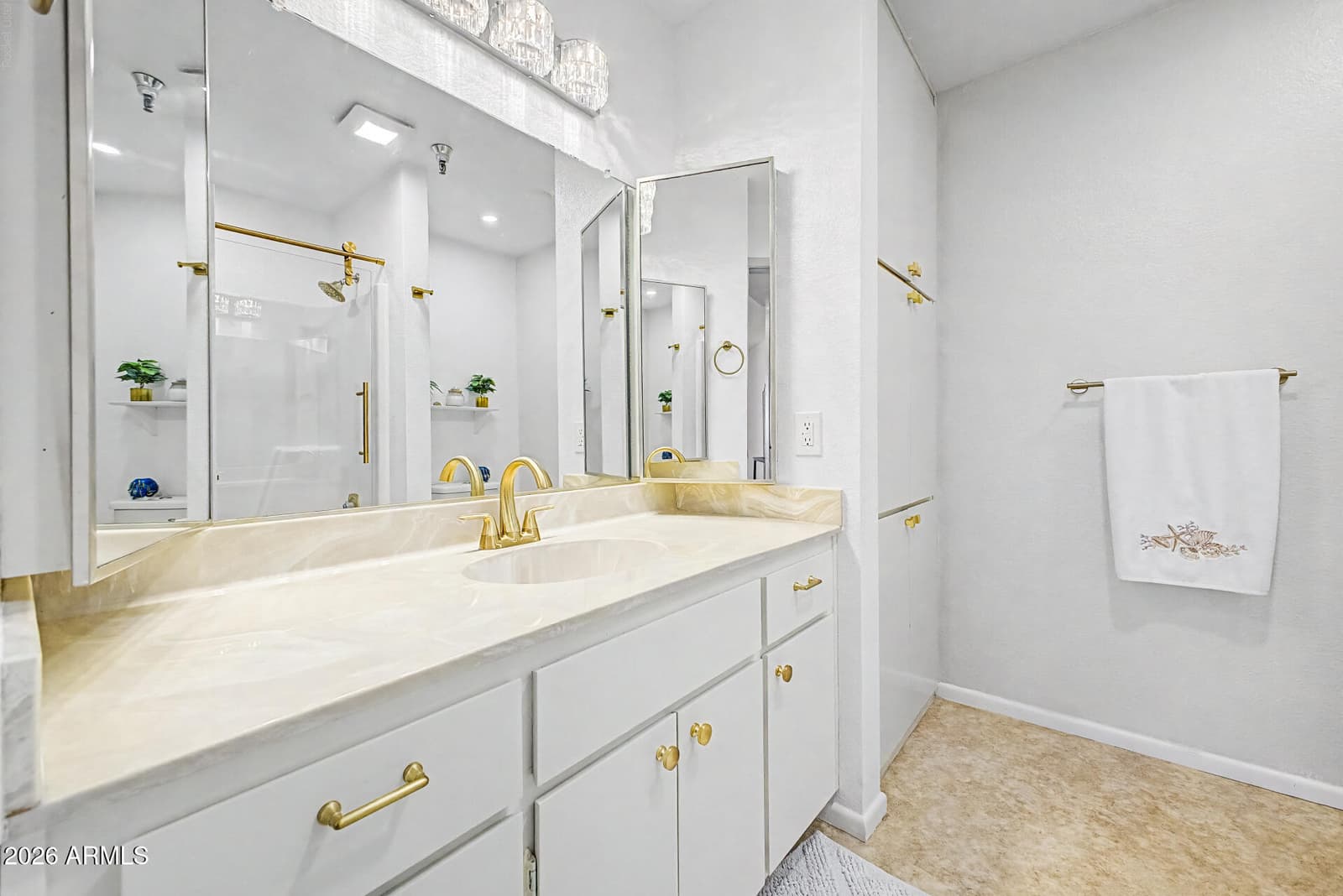 425 S Parkcrest Drive 334, Mesa, AZ 85206 — photo 18 of 37
