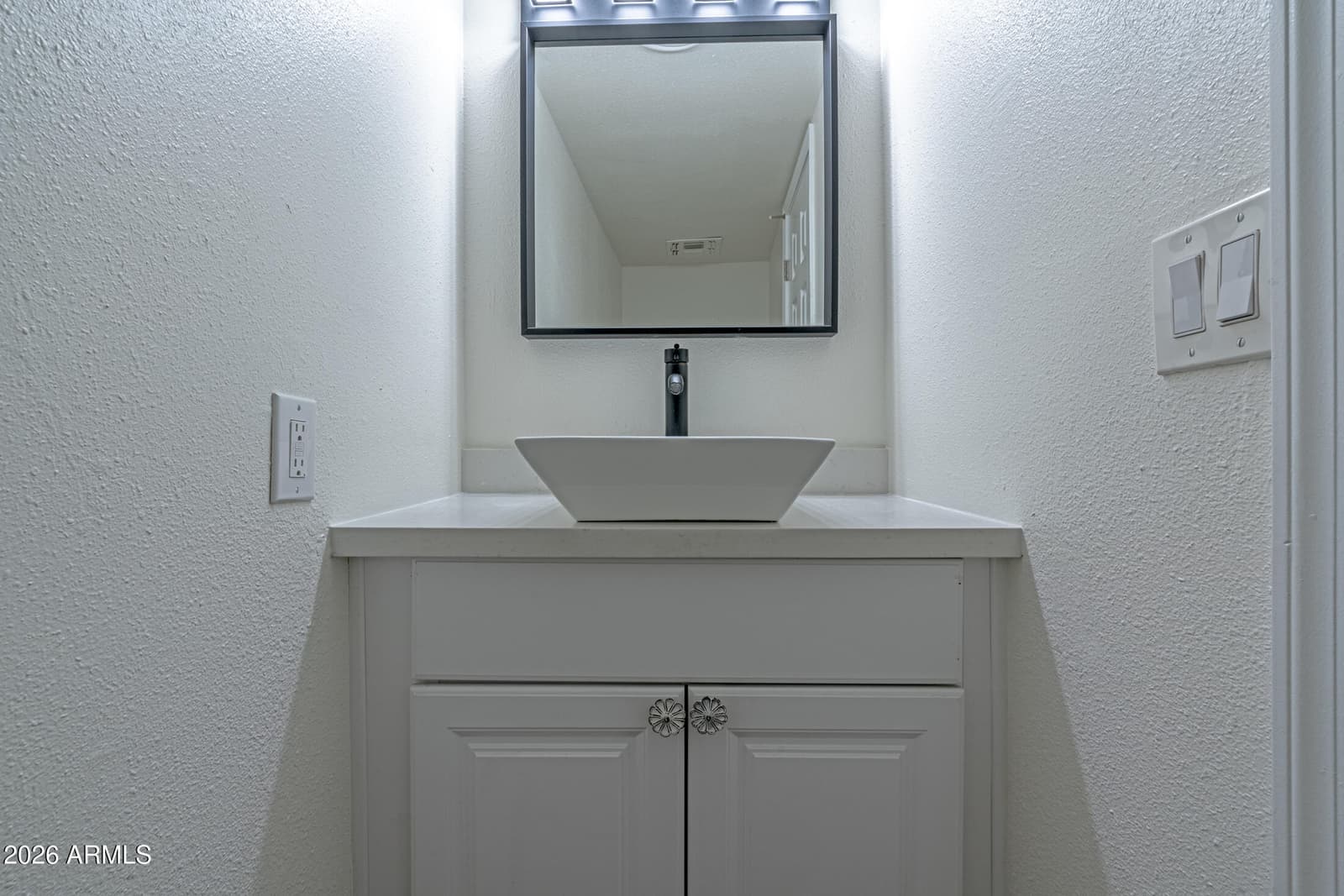 7126 N 19th Avenue 180, Phoenix, AZ 85021 — photo 10 of 24