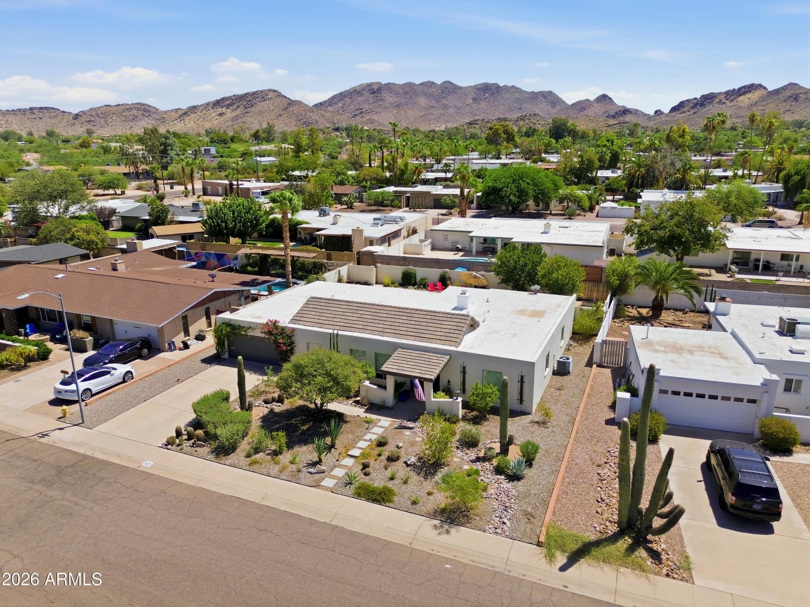 3529 E Cannon Drive, Phoenix, AZ 85028 — photo 32 of 34