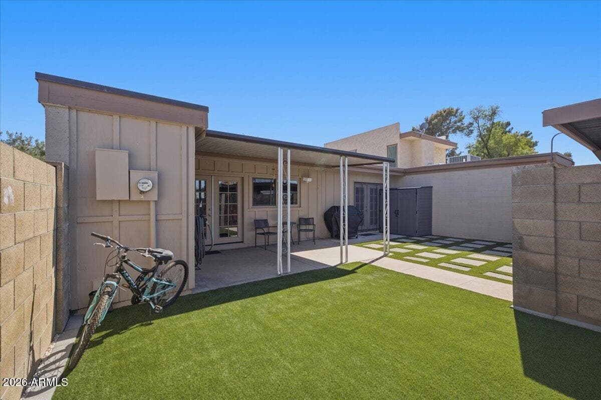 2132 E Minton Drive, Tempe, AZ 85282 — photo 5 of 31