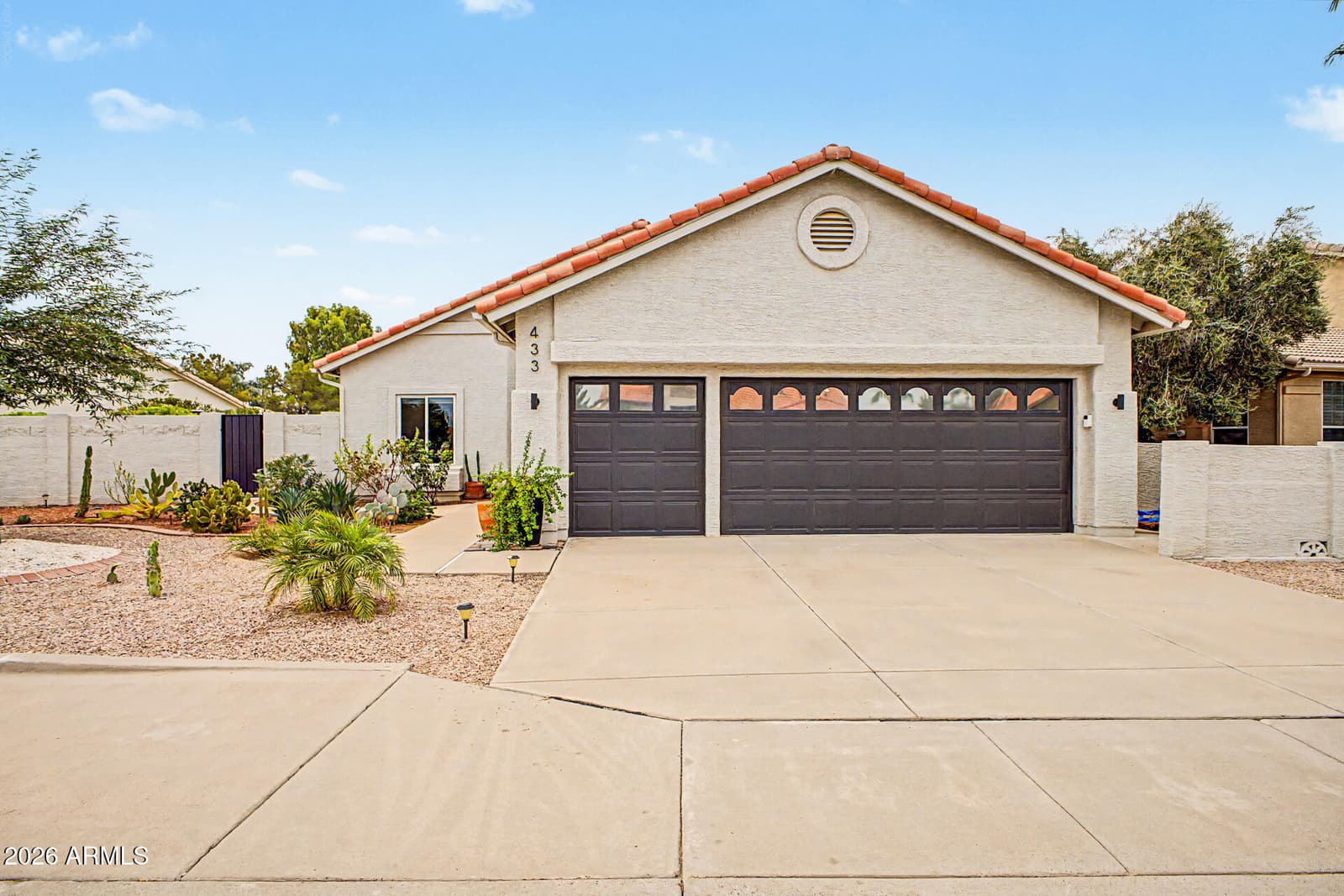 433 W Teakwood Drive, Sun Lakes, AZ 85248 — photo 1 of 50