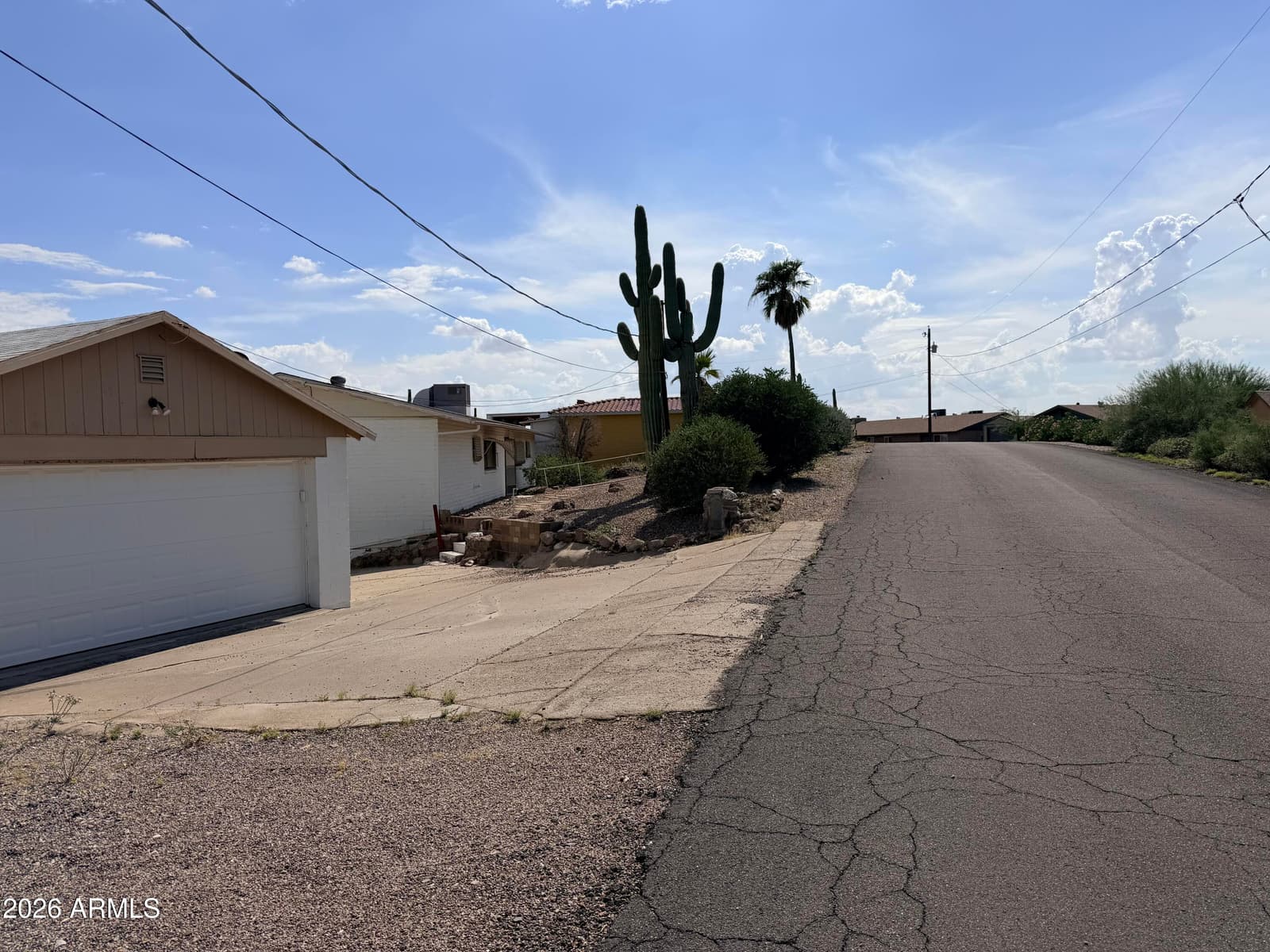 981 N Sherwood Way, Queen Valley, AZ 85118 — photo 2 of 33