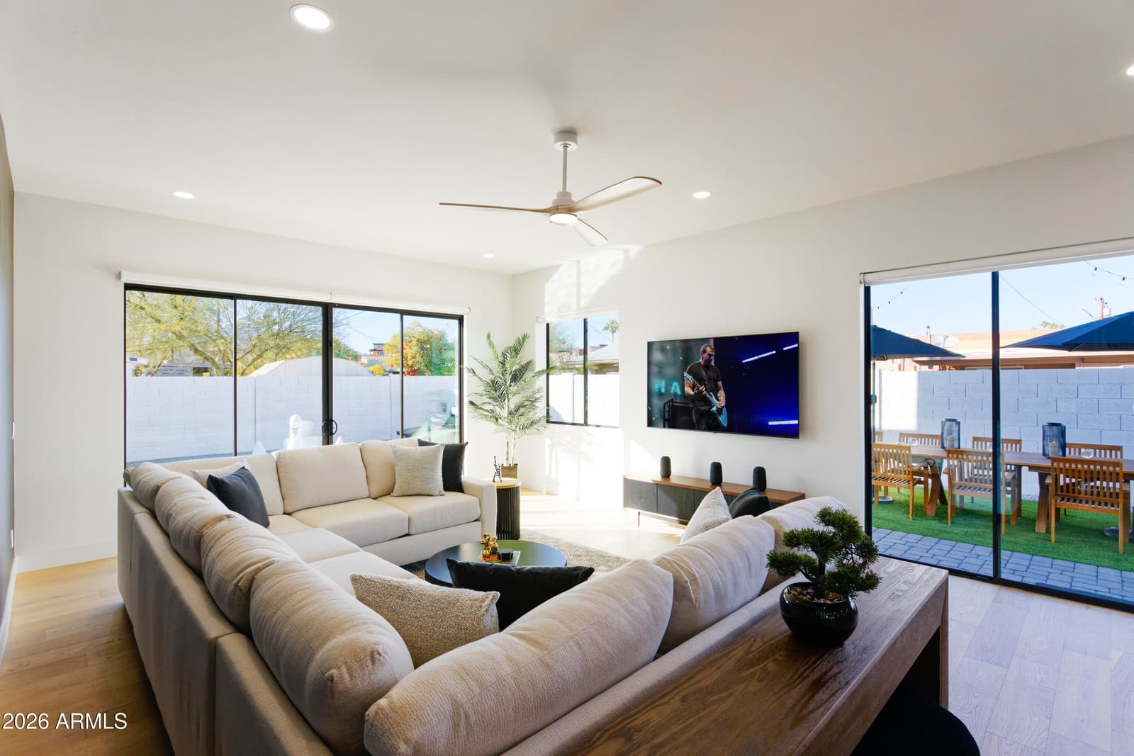 7520 E Highland Avenue, Scottsdale, AZ 85251 — photo 40 of 61