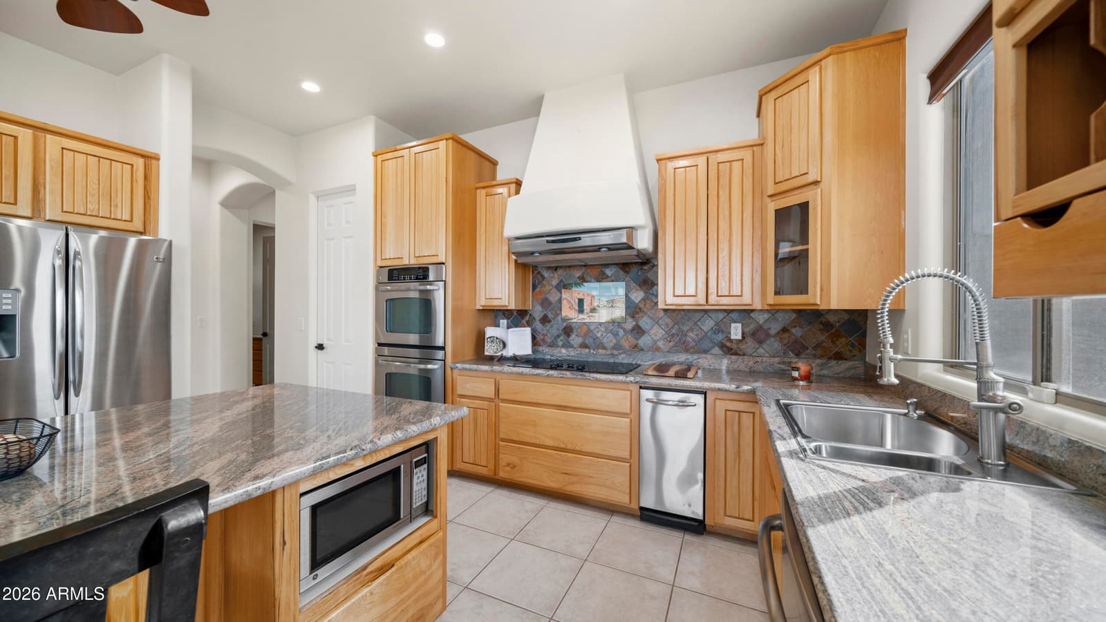 33516 N 7th Street, Phoenix, AZ 85085 — photo 8 of 40