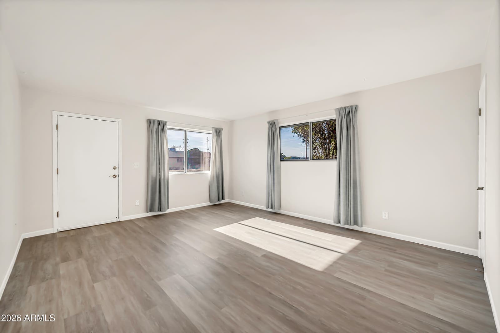 339 N 86th Street, Mesa, AZ 85207 — photo 5 of 48