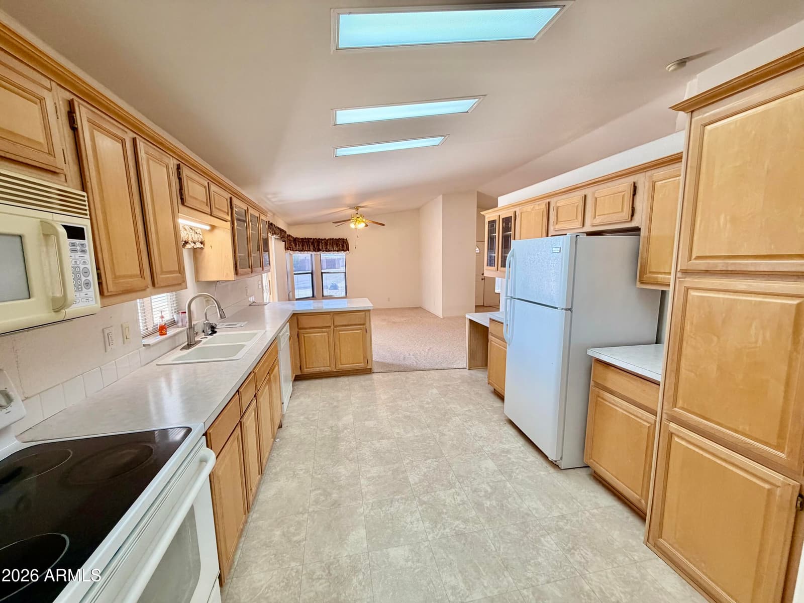 970 W Diamond Rim Drive, Casa Grande, AZ 85122 — photo 4 of 29