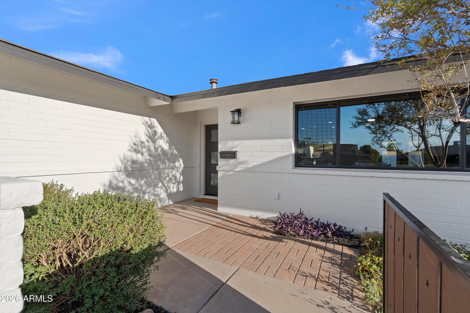 1019 E Watson Drive, Tempe, AZ 85283 — photo 8 of 35