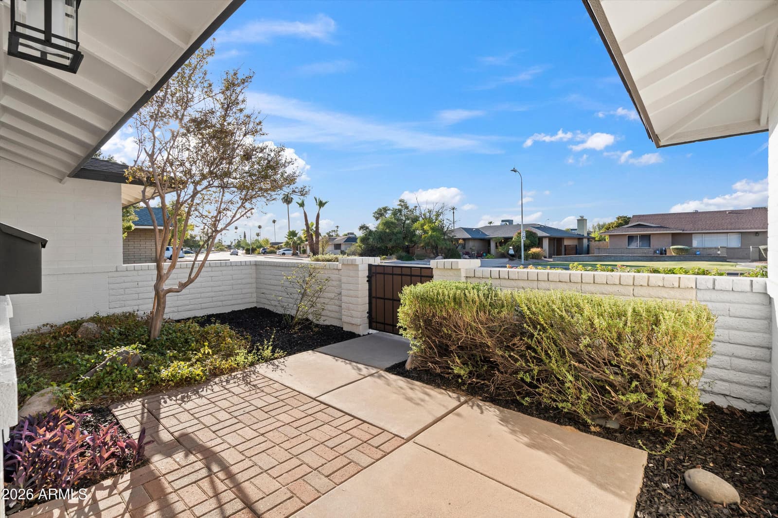 1019 E Watson Drive, Tempe, AZ 85283 — photo 9 of 35
