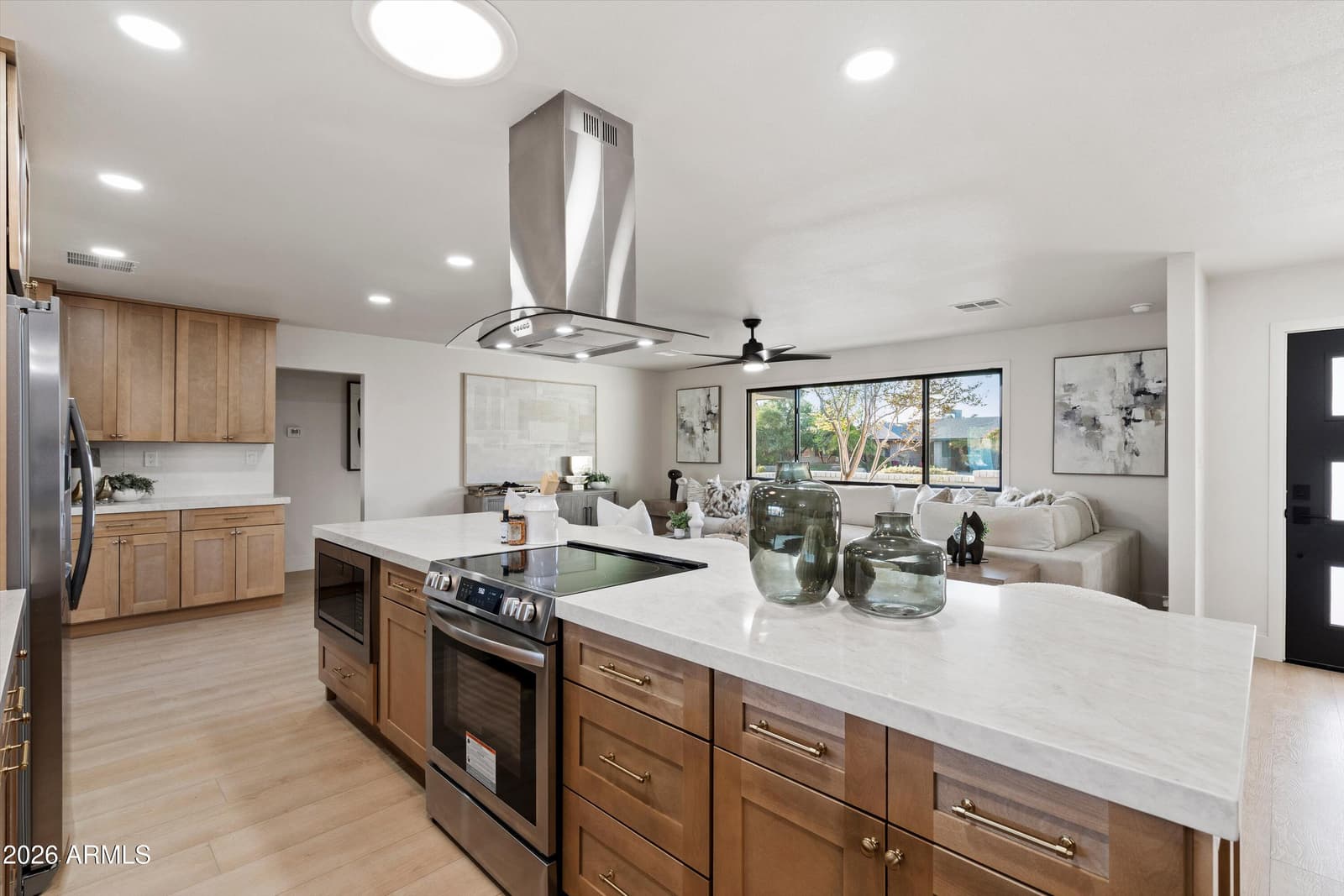 1019 E Watson Drive, Tempe, AZ 85283 — photo 13 of 35