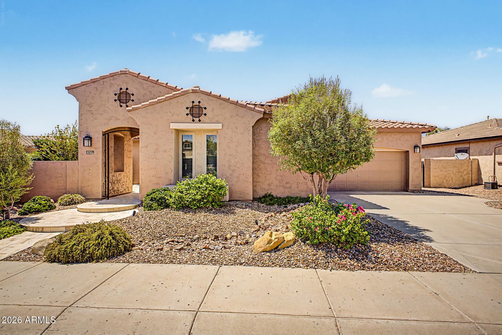 5722 S Mesquite Grove Way, Chandler, AZ 85249 — photo 12 of 81