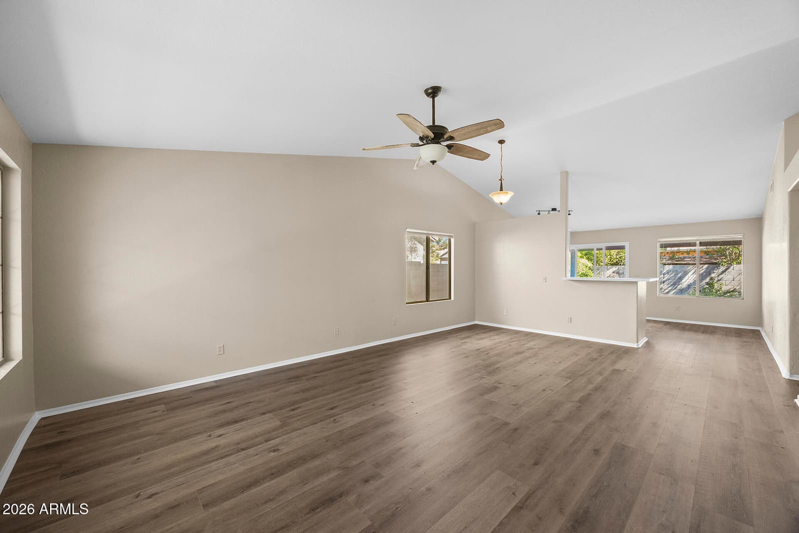 530 E Del Rio Street, Chandler, AZ 85225 — photo 2 of 17