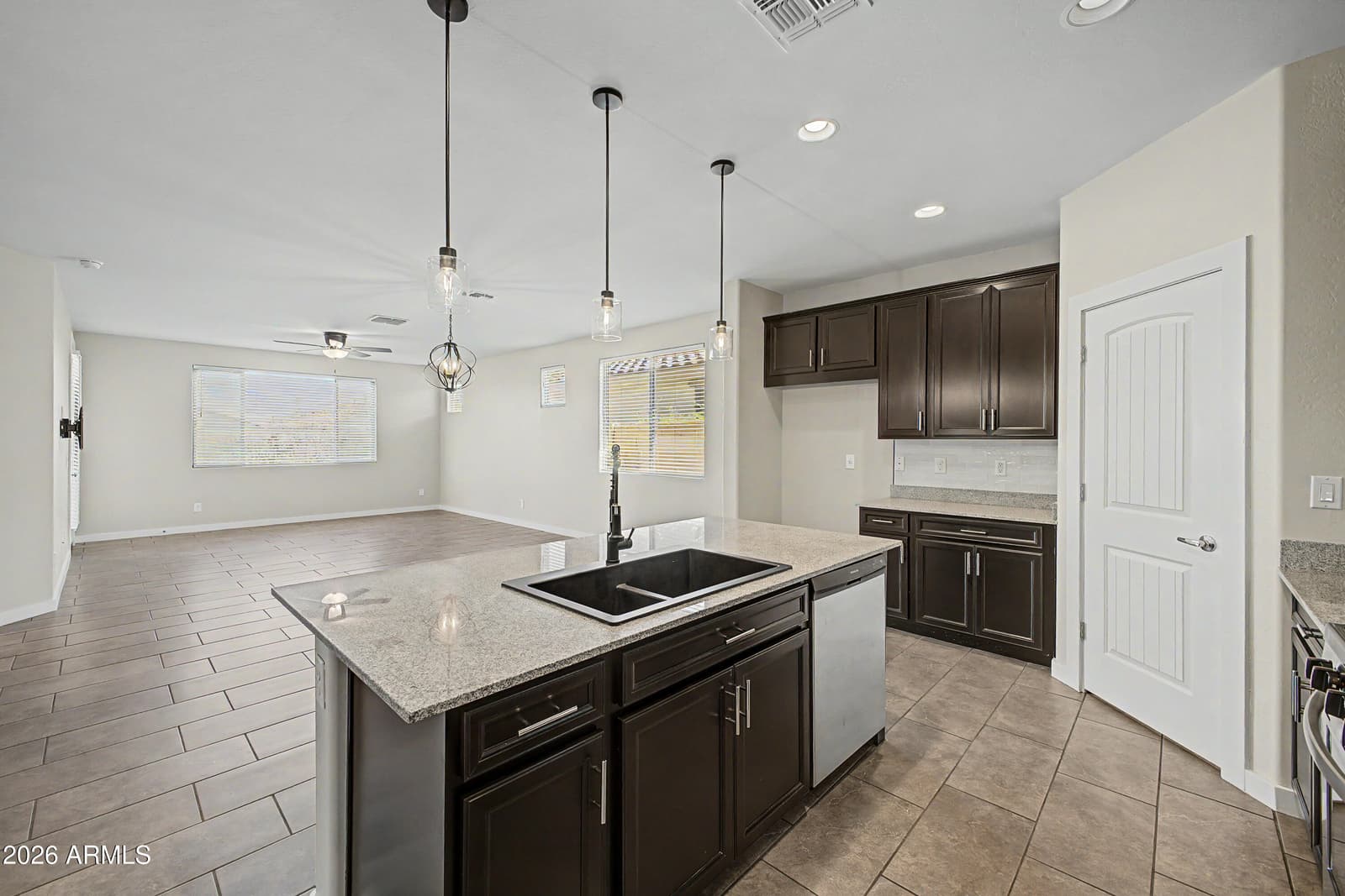 12423 N 174th Lane, Surprise, AZ 85388 — photo 5 of 24