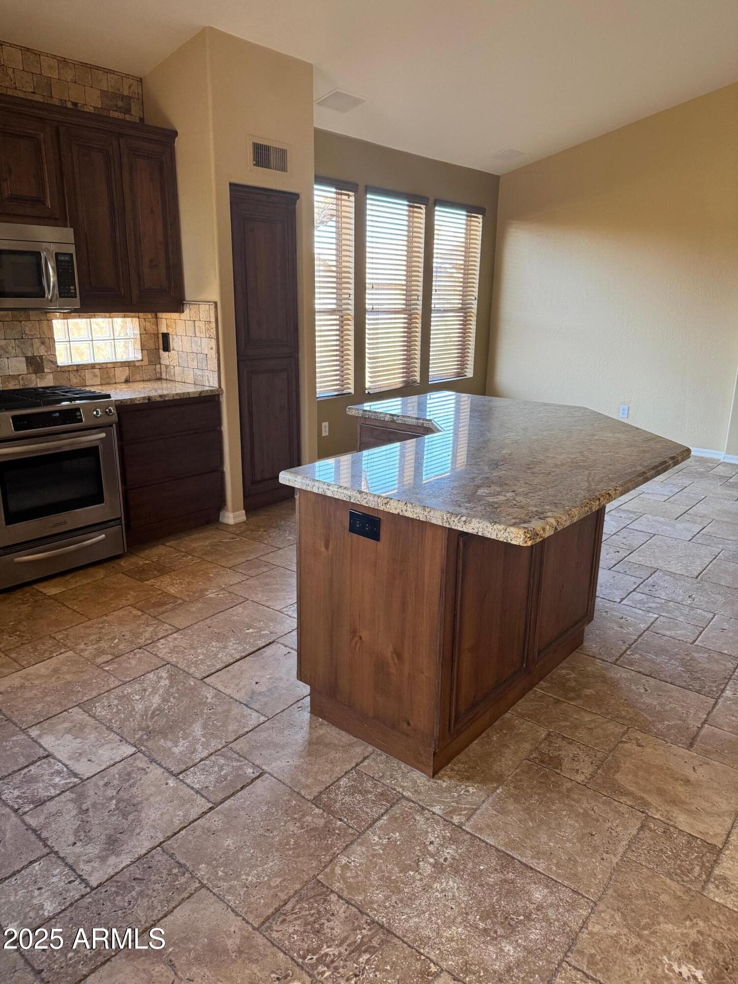 4163 E Wildcat Drive, Cave Creek, AZ 85331 — photo 6 of 10