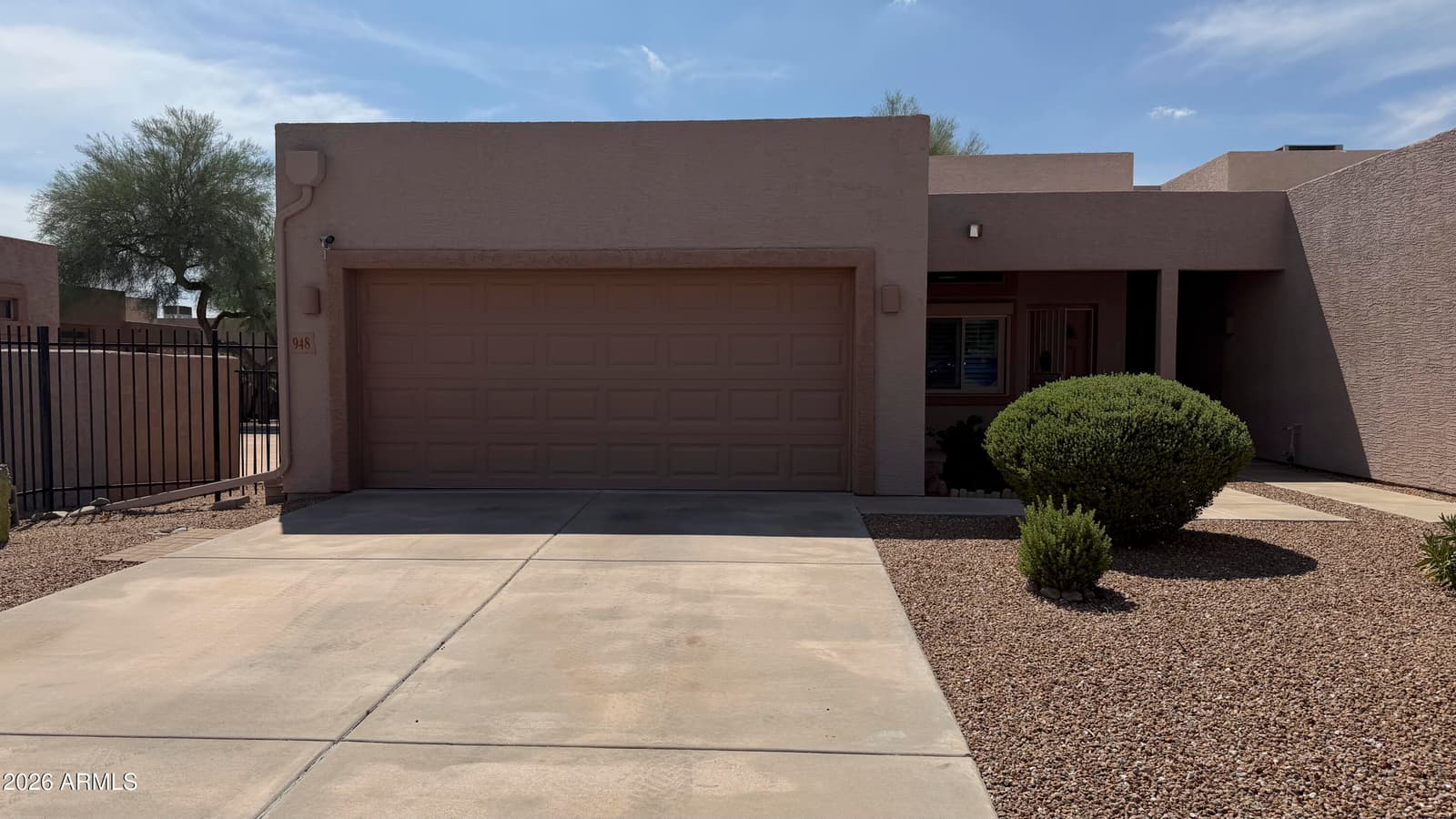 948 S Lawther Drive, Apache Junction, AZ 85120 — photo 3 of 40