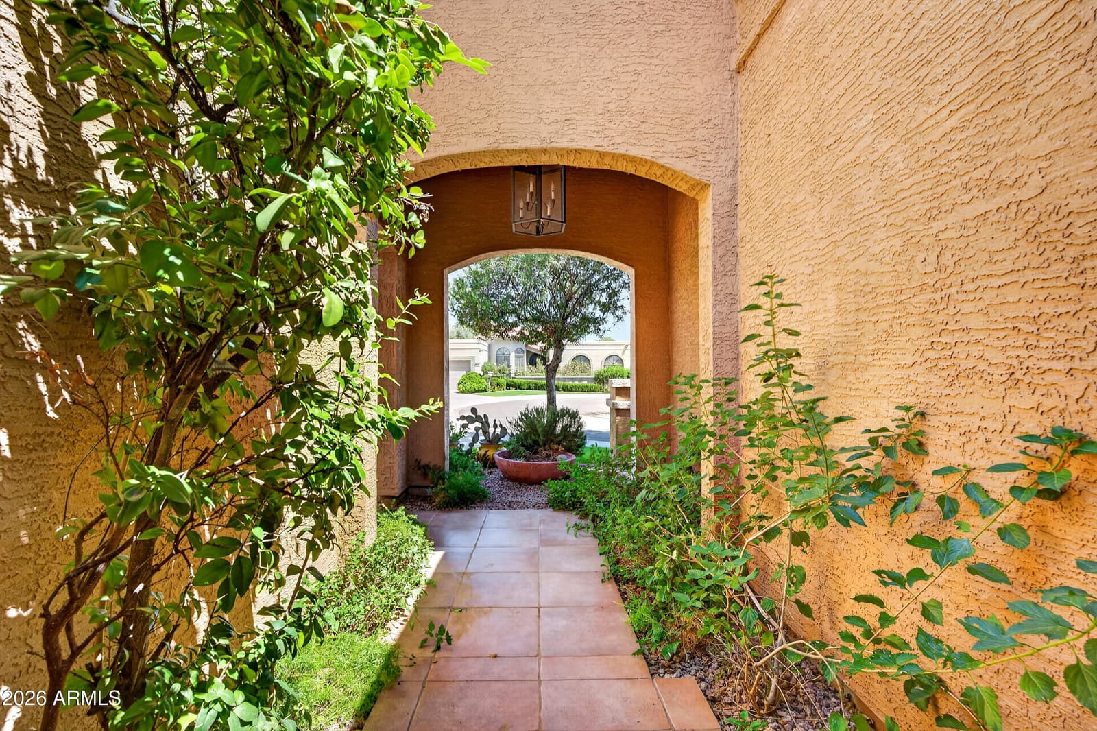 7513 E Clinton Street, Scottsdale, AZ 85260 — photo 4 of 61