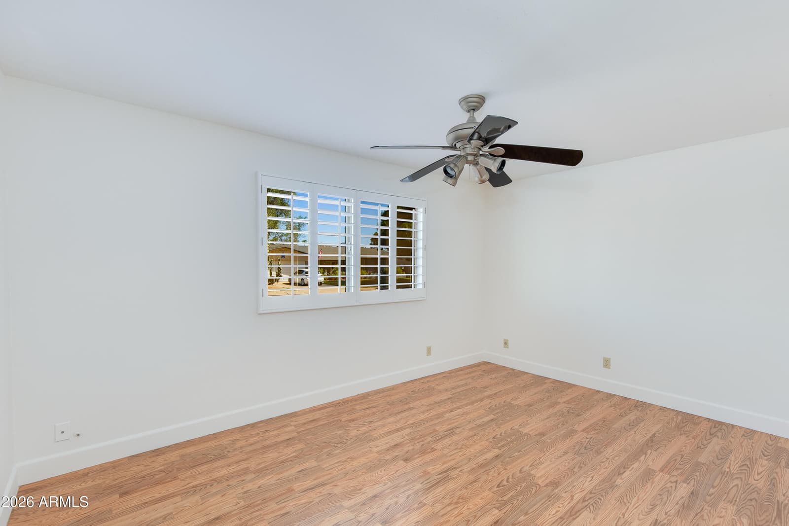 2801 E Mercer Lane, Phoenix, AZ 85028 — photo 17 of 45
