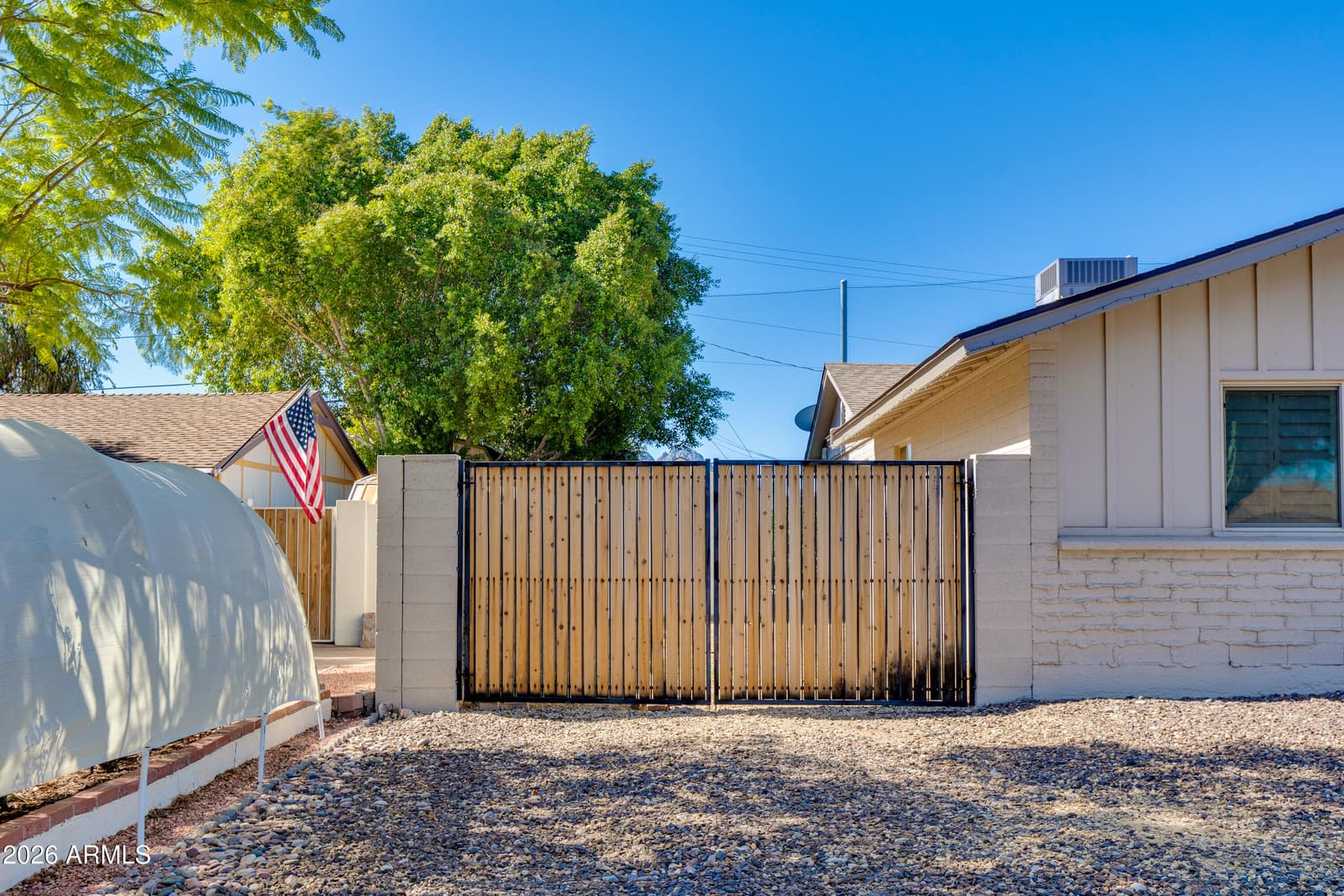2801 E Mercer Lane, Phoenix, AZ 85028 — photo 37 of 45