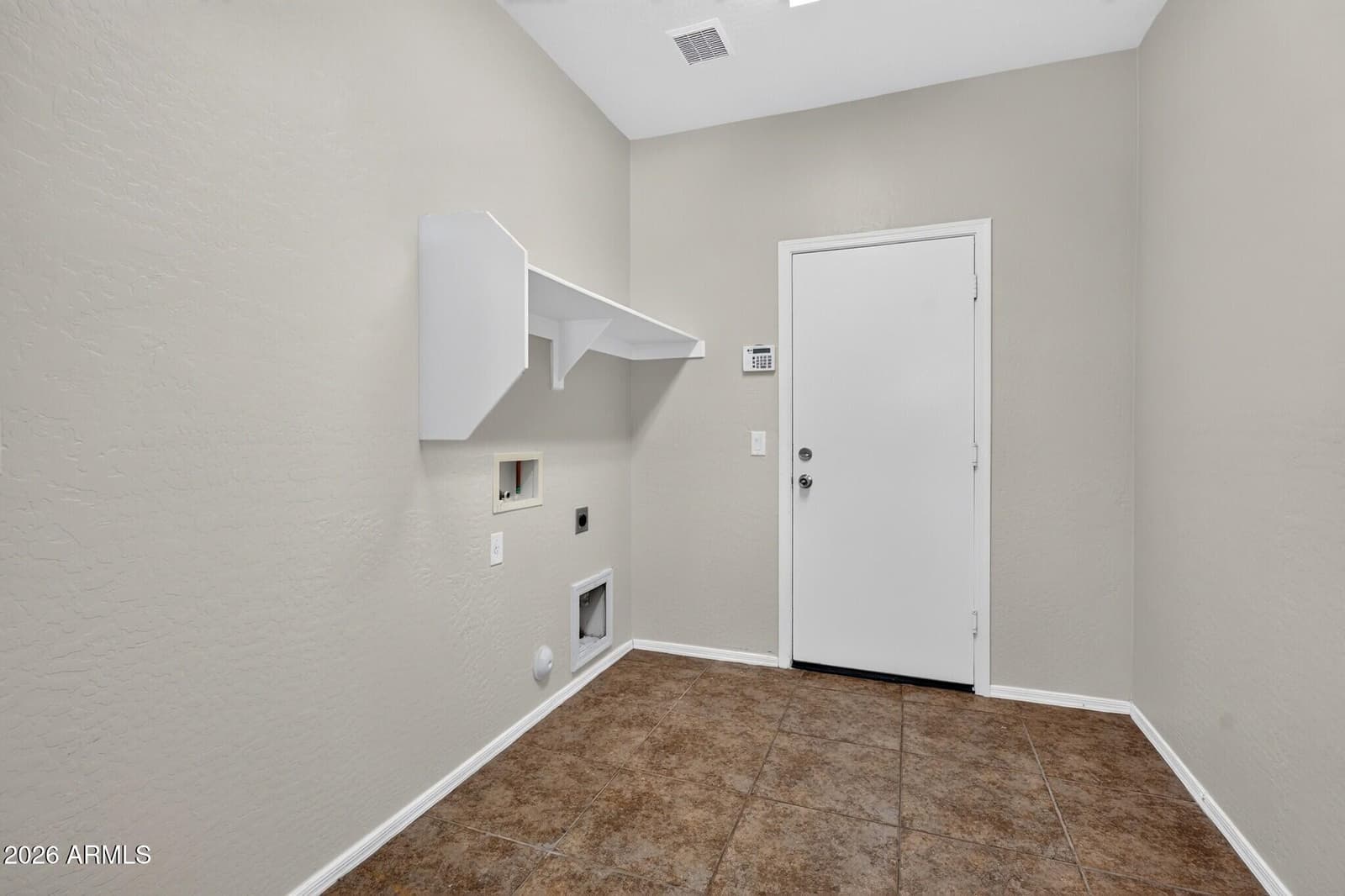 837 E Volk Lane, San Tan Valley, AZ 85140 — photo 10 of 41