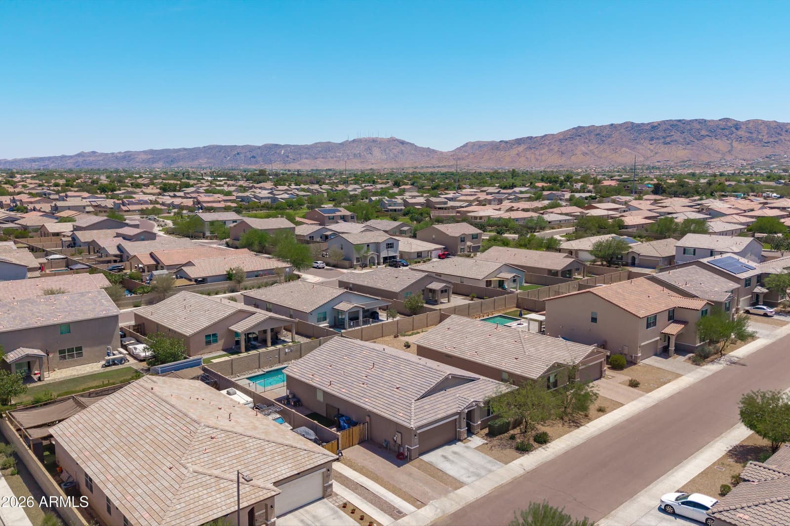 7123 S 34th Lane, Phoenix, AZ 85041 — photo 4 of 64