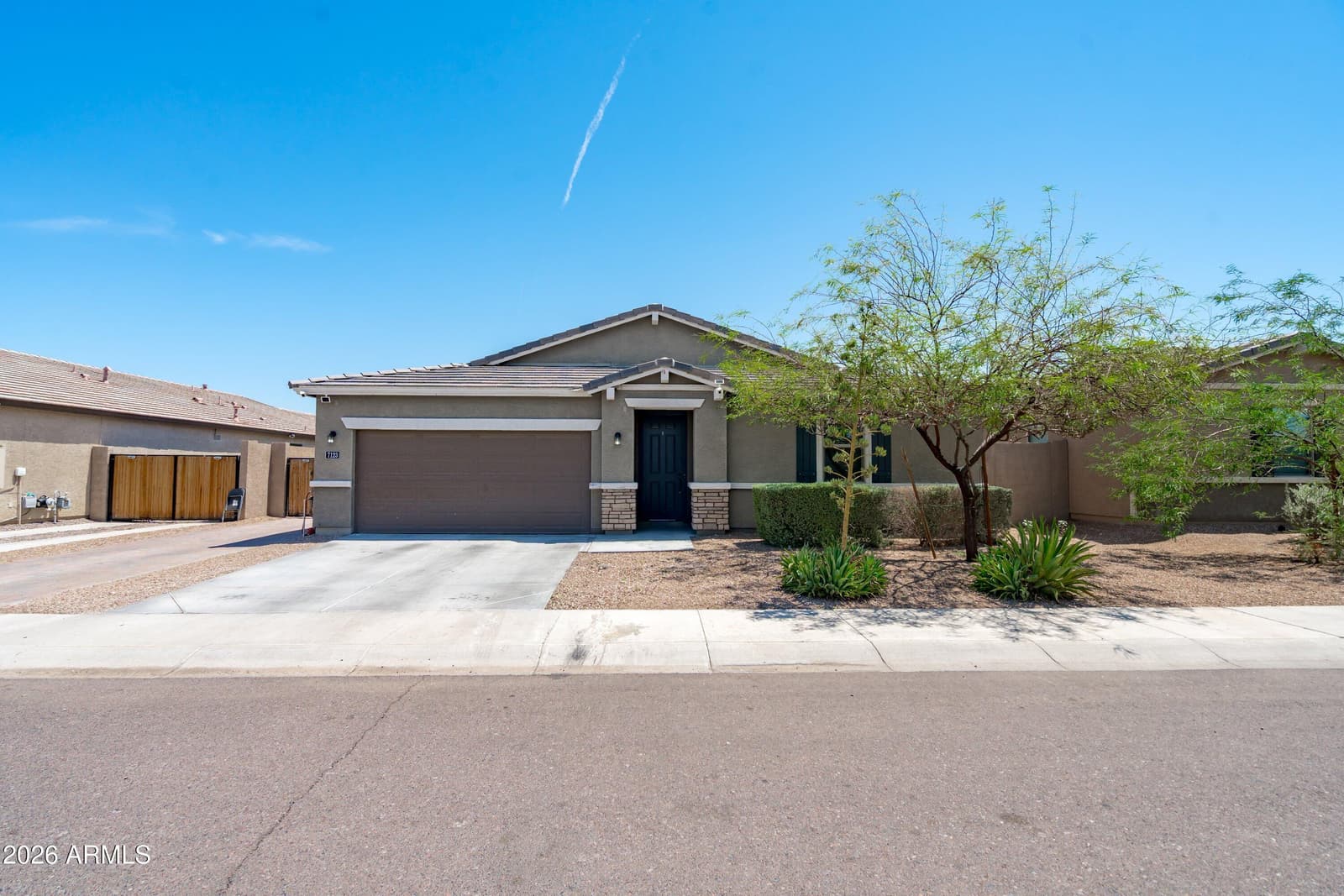 7123 S 34th Lane, Phoenix, AZ 85041 — photo 12 of 64