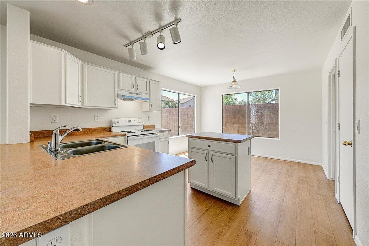 12529 W Reade Avenue, Litchfield Park, AZ 85340 — photo 5 of 28