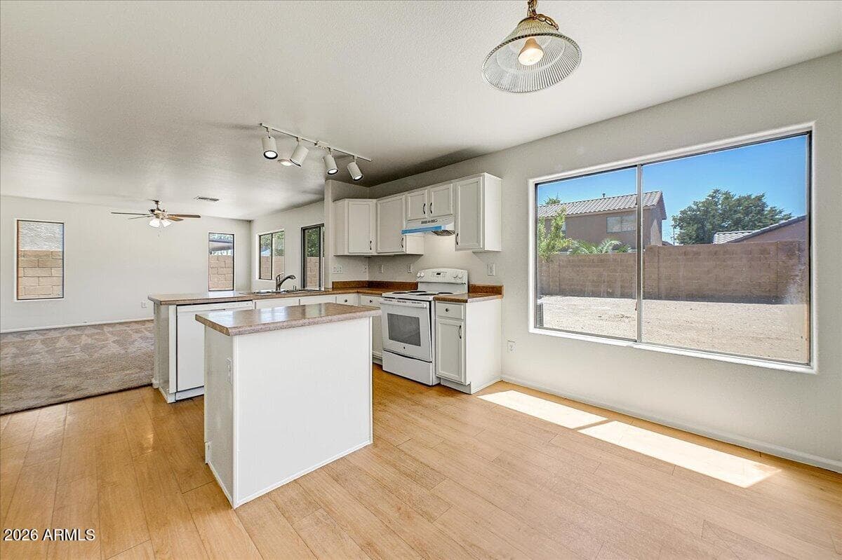 12529 W Reade Avenue, Litchfield Park, AZ 85340 — photo 4 of 28