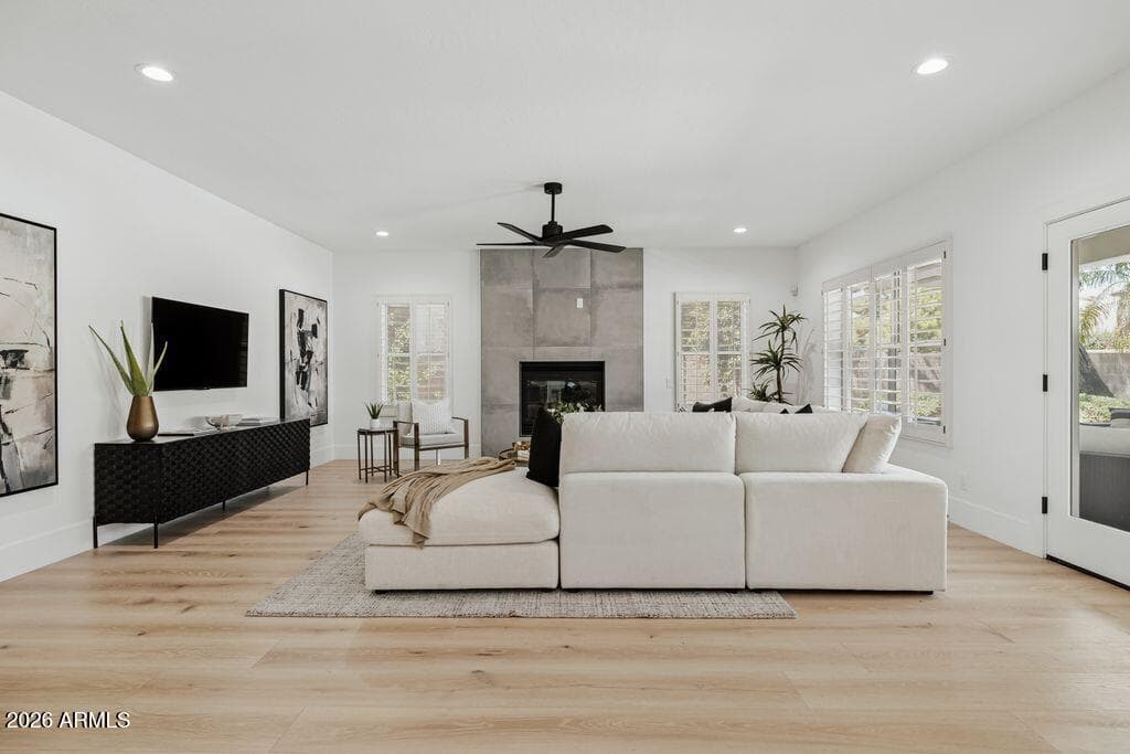 5312 E Anderson Drive, Scottsdale, AZ 85254 — photo 13 of 59