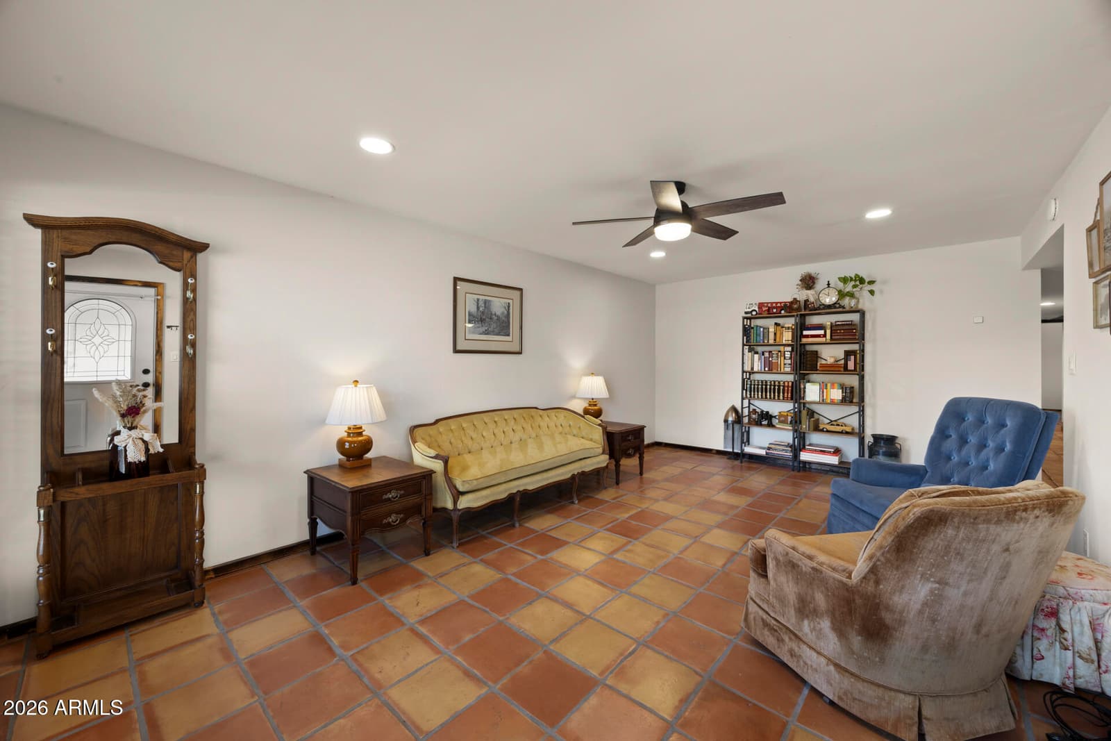 1546 E Flower Circle, Mesa, AZ 85204 — photo 8 of 57