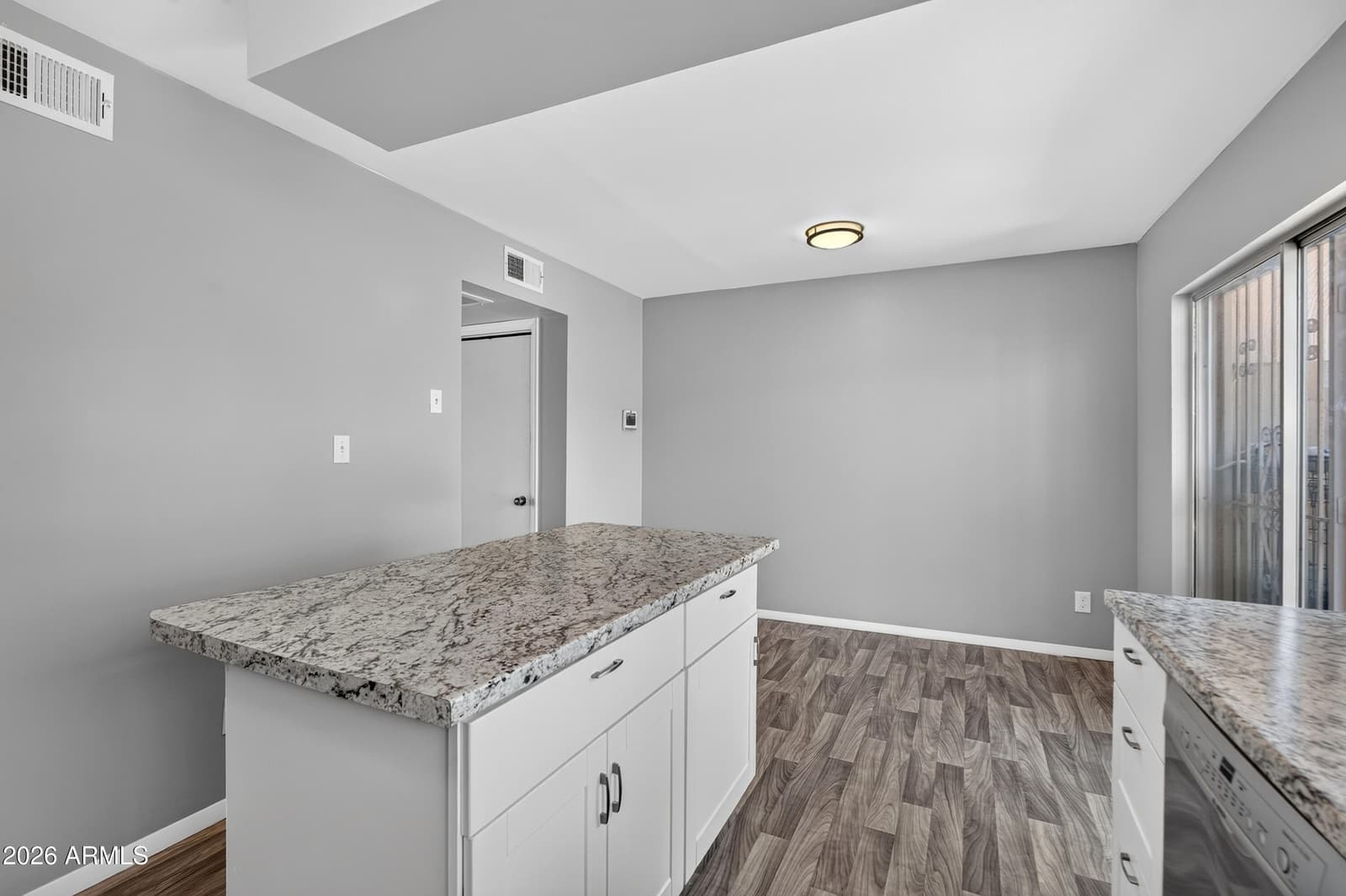 4625 W Thomas Road 34, Phoenix, AZ 85031 — photo 11 of 28