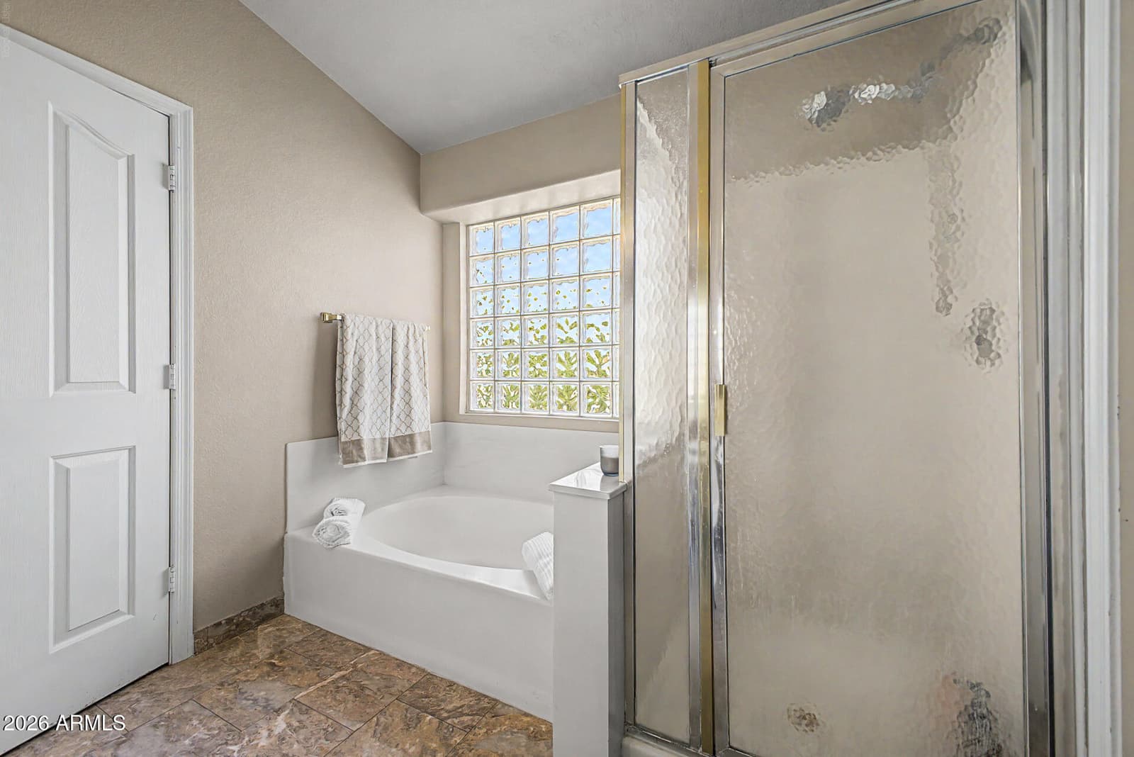 2211 E Williams Drive E, Phoenix, AZ 85024 — photo 19 of 47