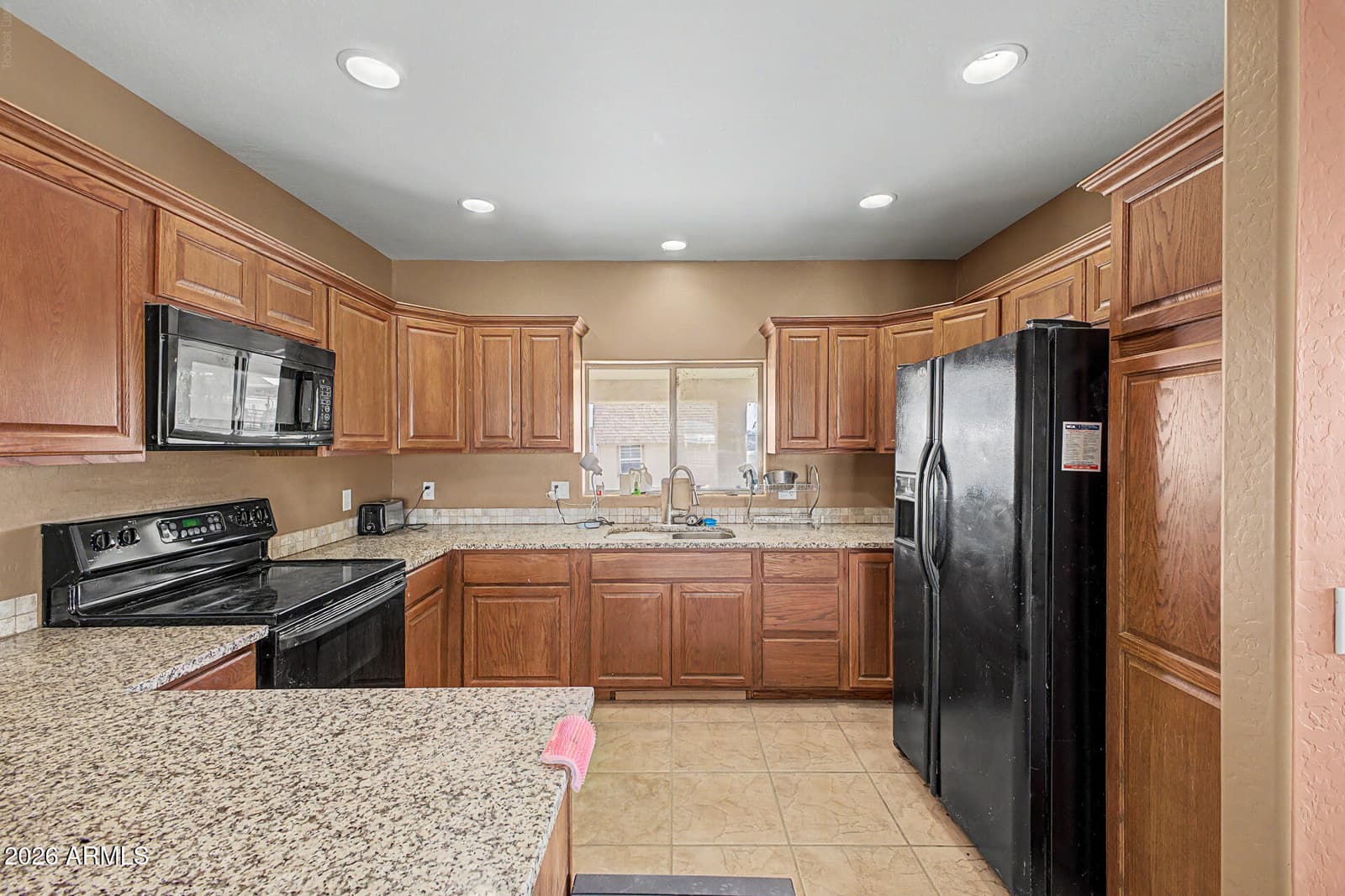 1418 W Virgil Drive, San Tan Valley, AZ 85144 — photo 7 of 32