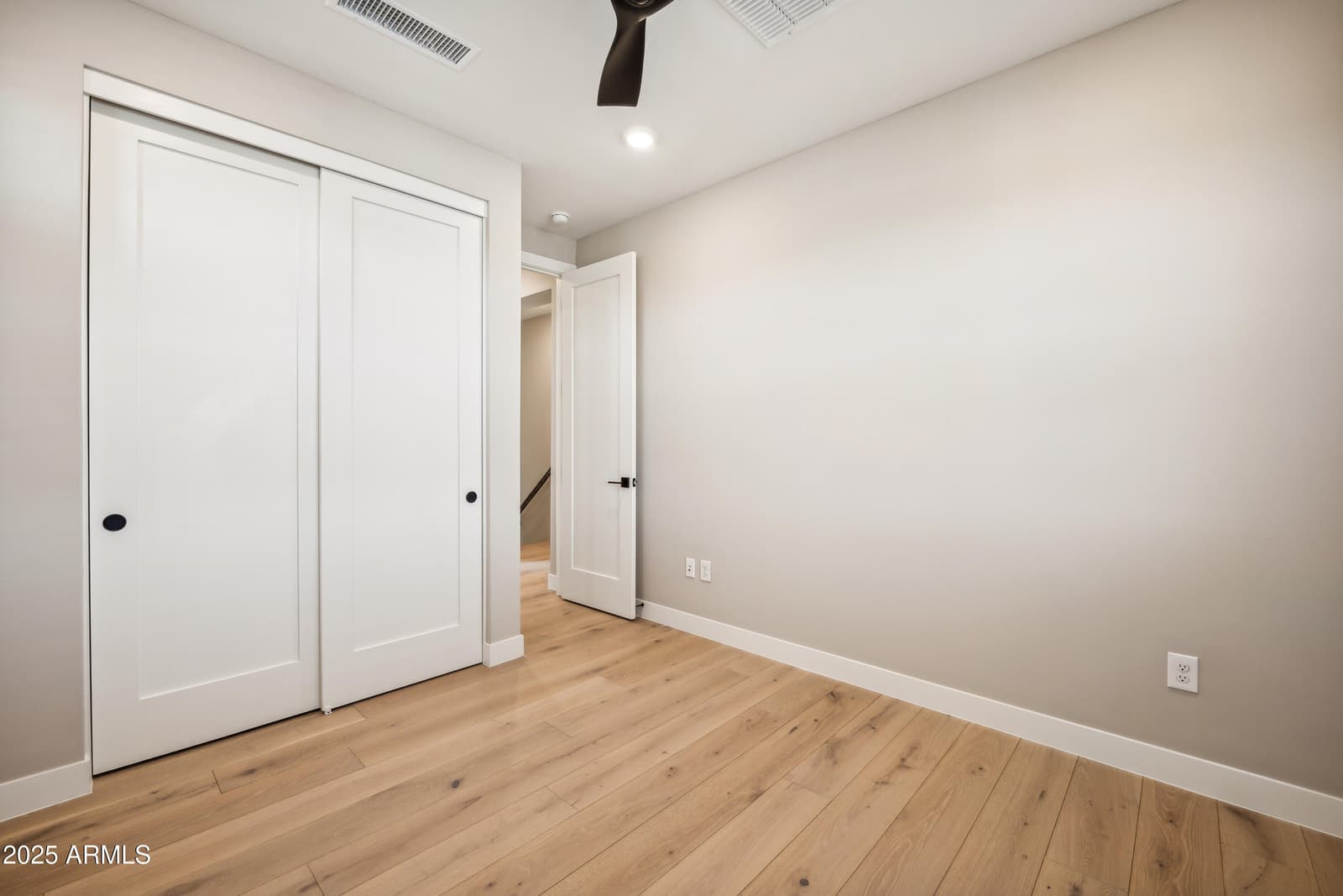 2121 W Sonoran Desert Drive 3, Phoenix, AZ 85085 — photo 11 of 72