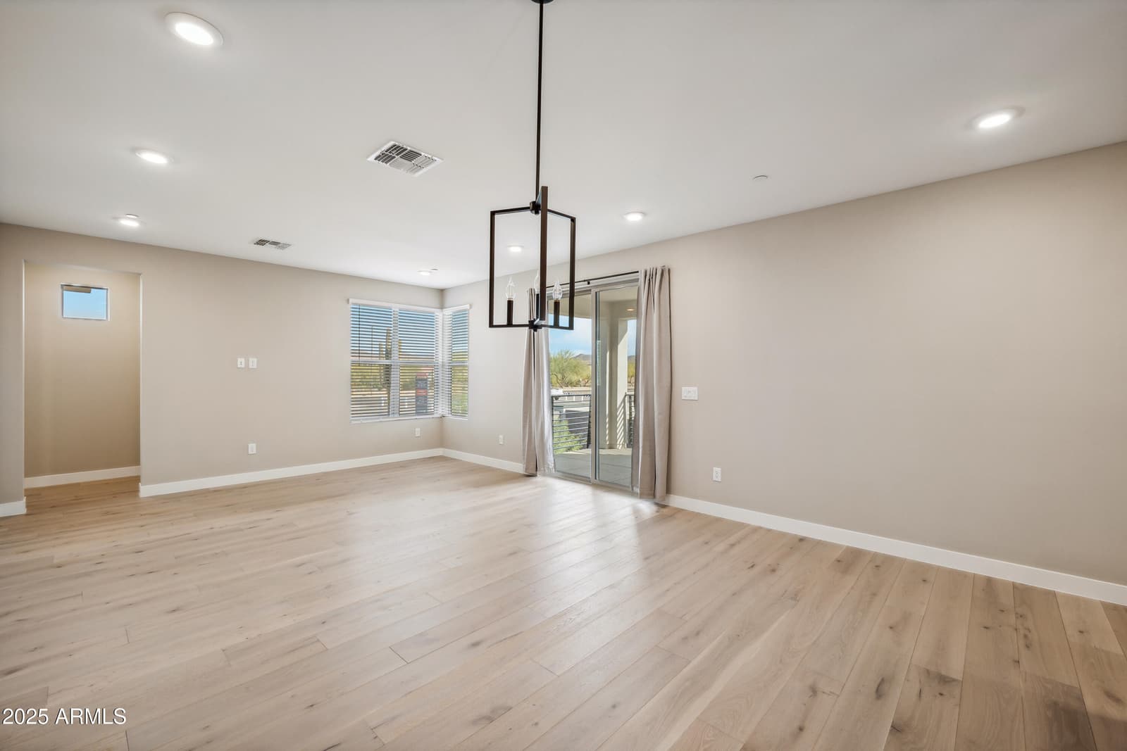2121 W Sonoran Desert Drive 3, Phoenix, AZ 85085 — photo 15 of 72