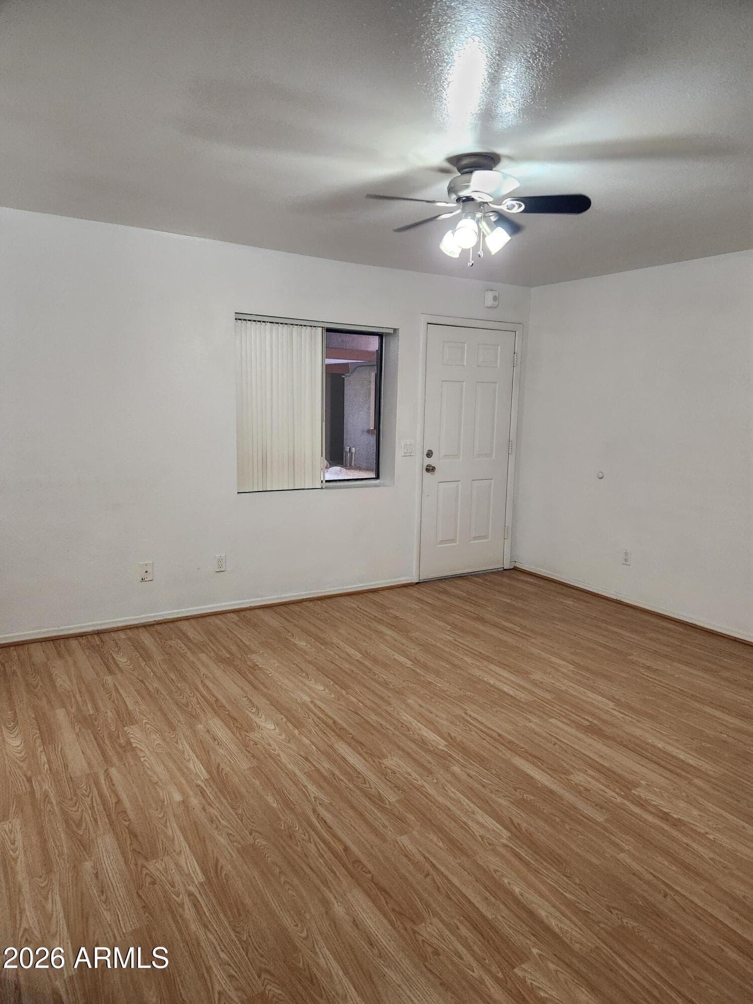 17 E Ruth Avenue 122, Phoenix, AZ 85020 — photo 6 of 13