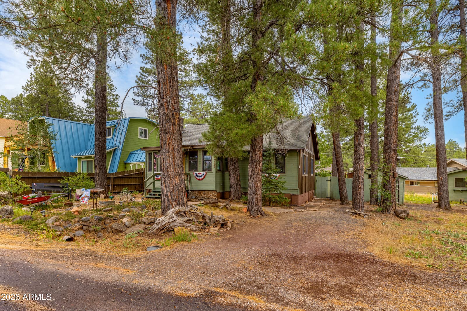 994 Osage, Flagstaff, AZ 86005 — photo 3 of 35