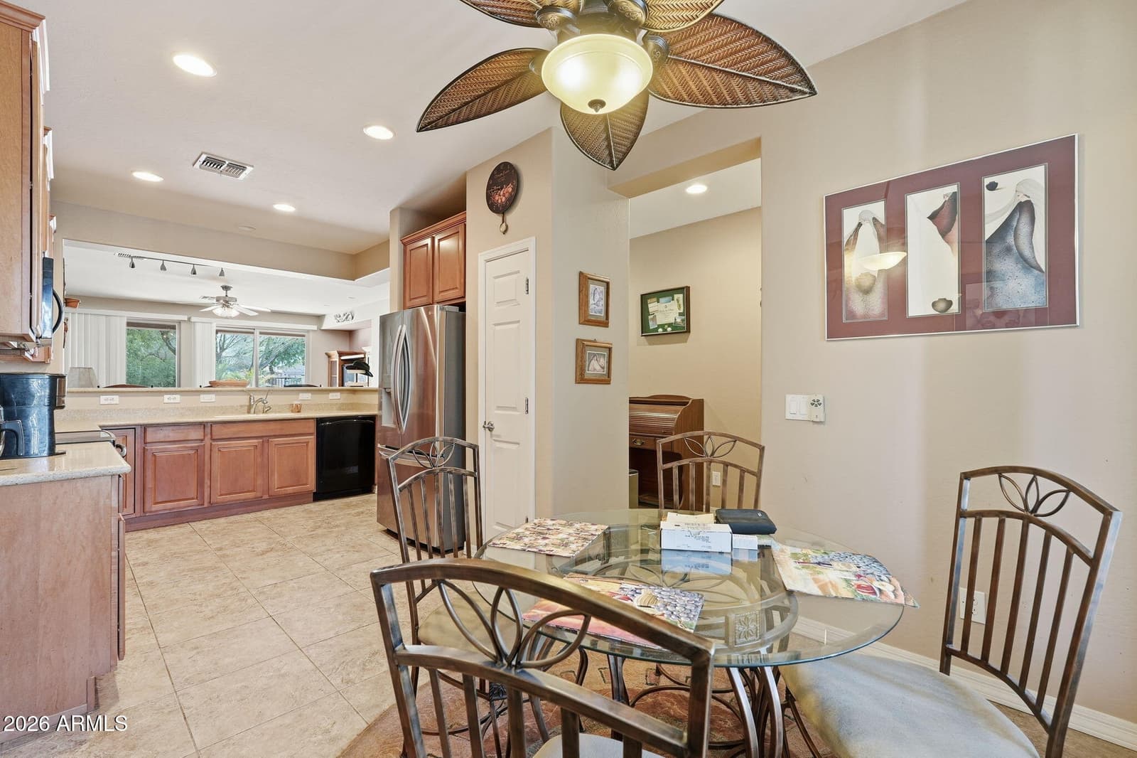 253 W Saddlebag Lane, San Tan Valley, AZ 85143 — photo 9 of 33