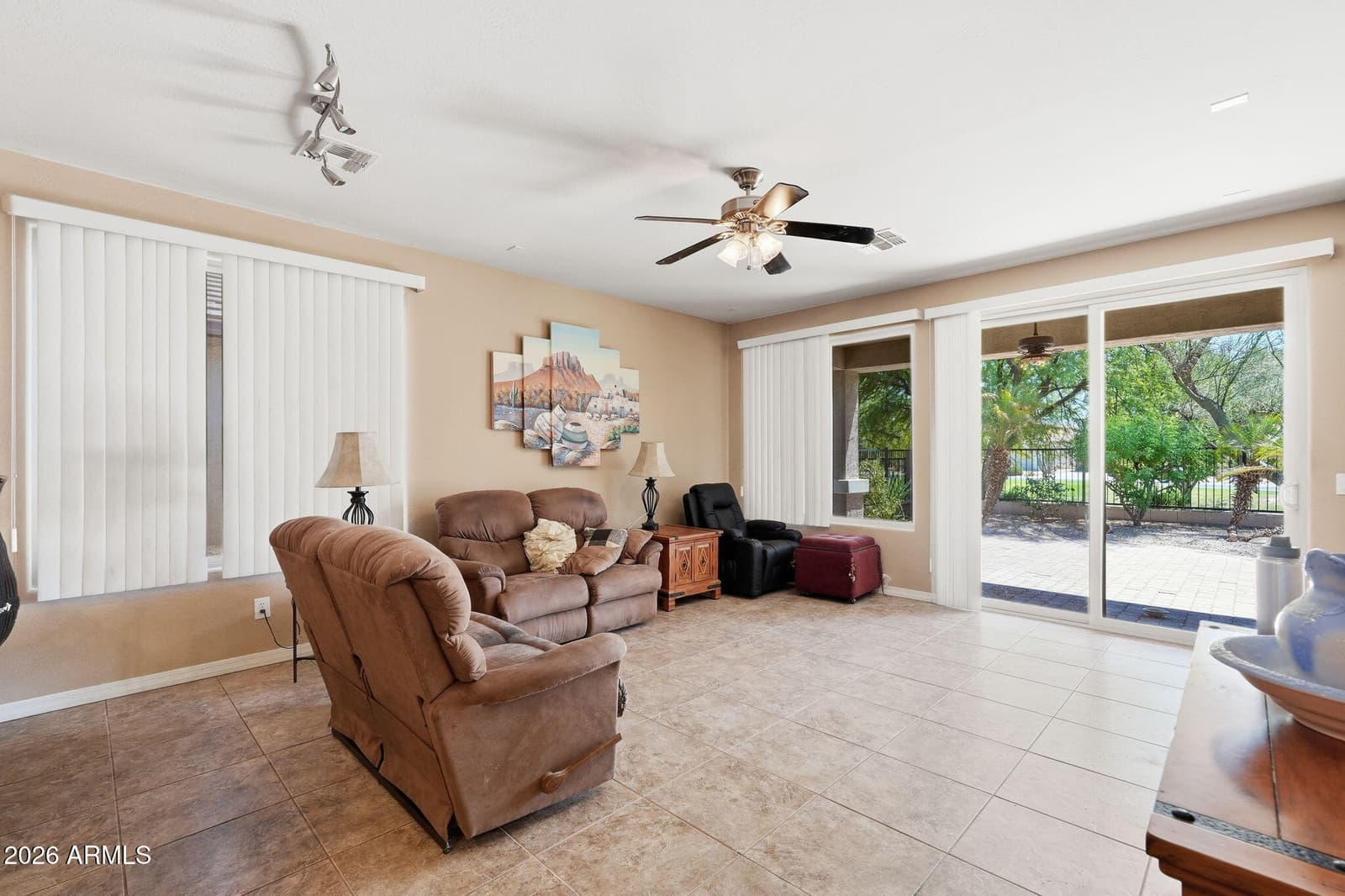 253 W Saddlebag Lane, San Tan Valley, AZ 85143 — photo 11 of 33
