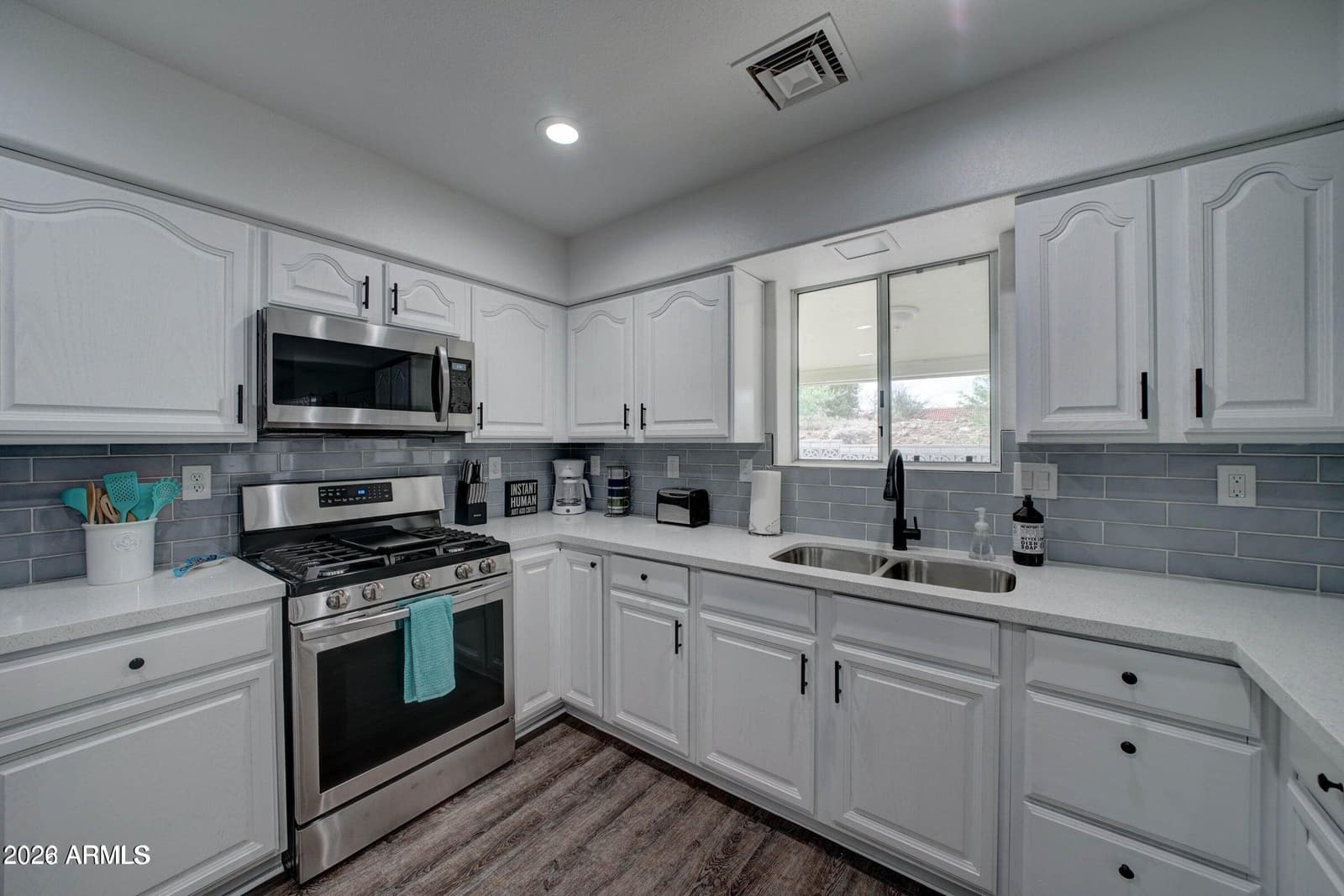 477 W Baseline Spur, Globe, AZ 85501 — photo 12 of 54