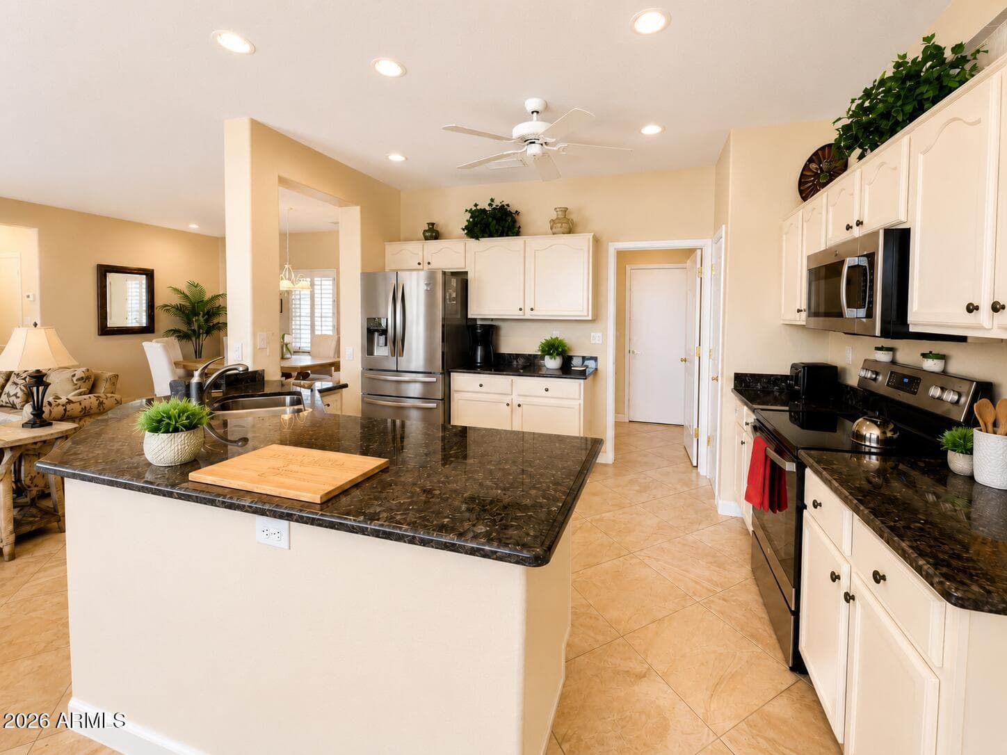 15865 W Laurel Canyon Court, Surprise, AZ 85374 — photo 6 of 22