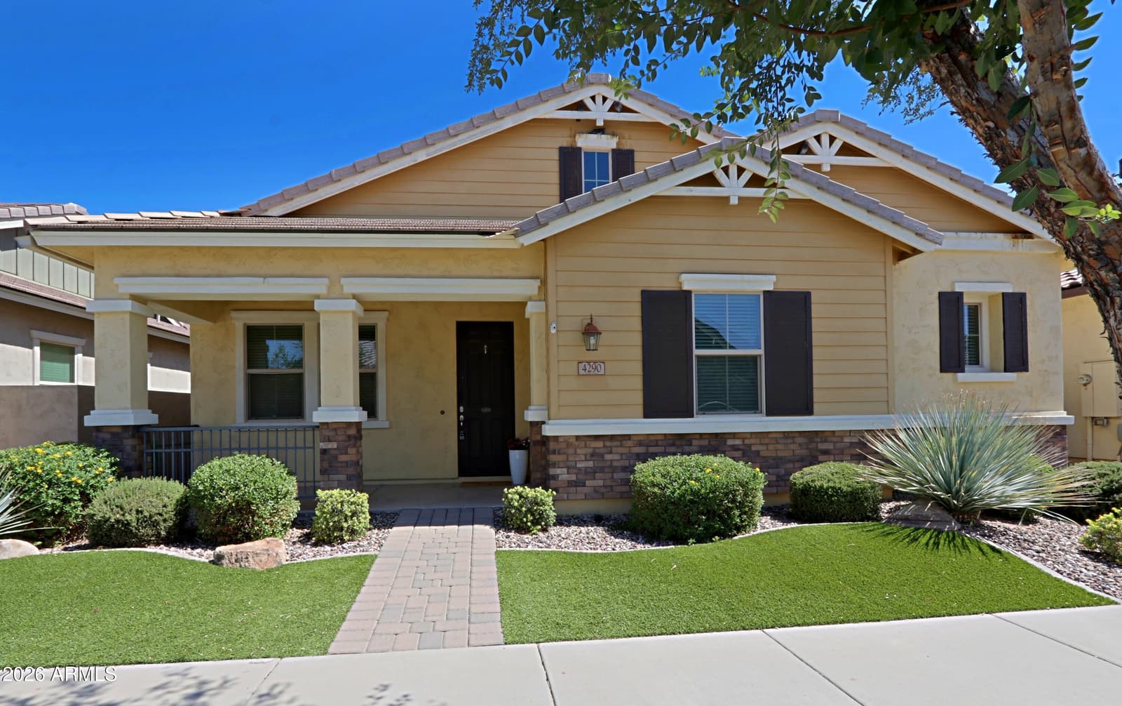 4290 E Cynthia Street, Gilbert, AZ 85295 — photo 2 of 59