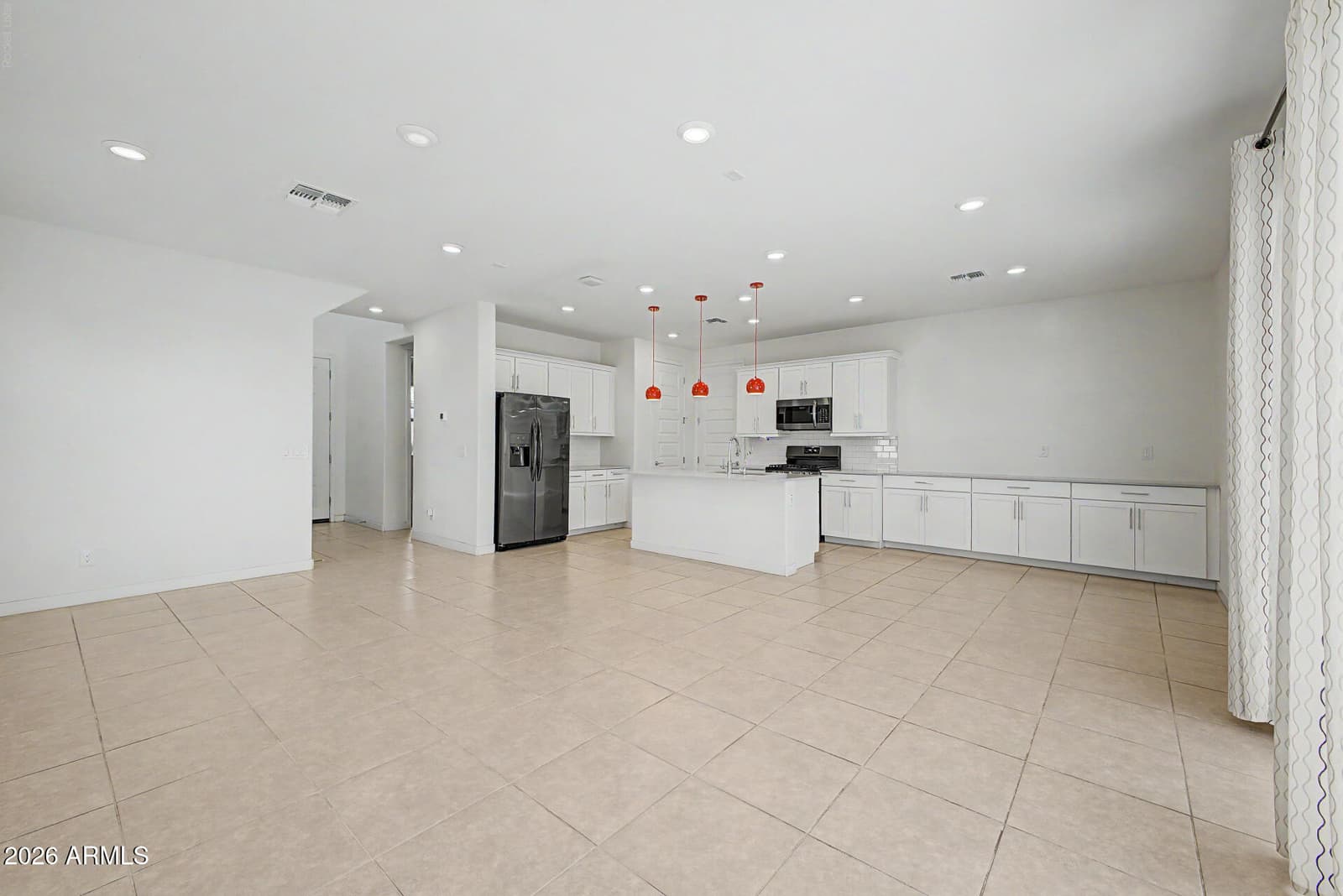 939 E Danbury Drive, Phoenix, AZ 85022 — photo 9 of 38