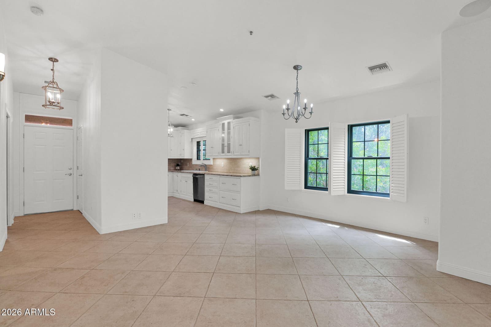 8300 E Via De Ventura 2015, Scottsdale, AZ 85258 — photo 8 of 39