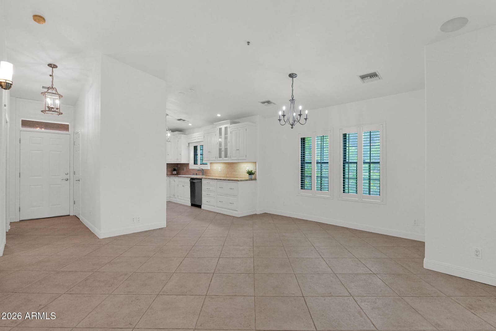 8300 E Via De Ventura 2015, Scottsdale, AZ 85258 — photo 9 of 39