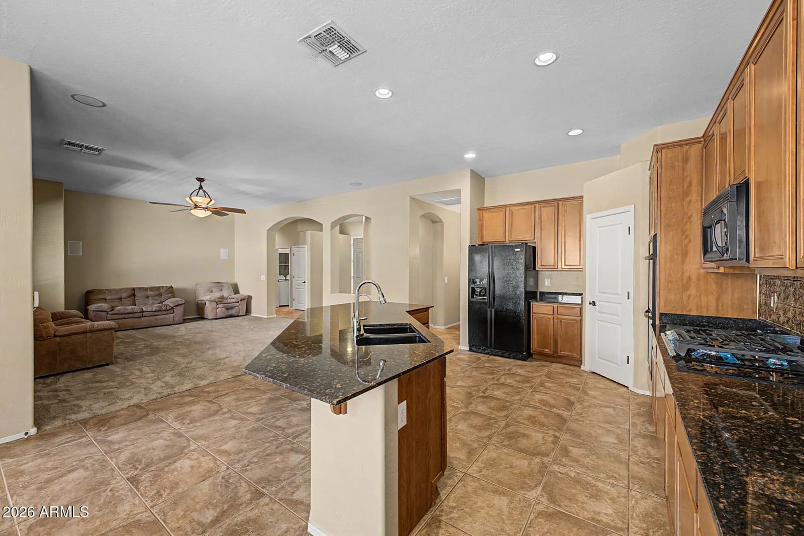 17604 W Marconi Avenue, Surprise, AZ 85388 — photo 6 of 23