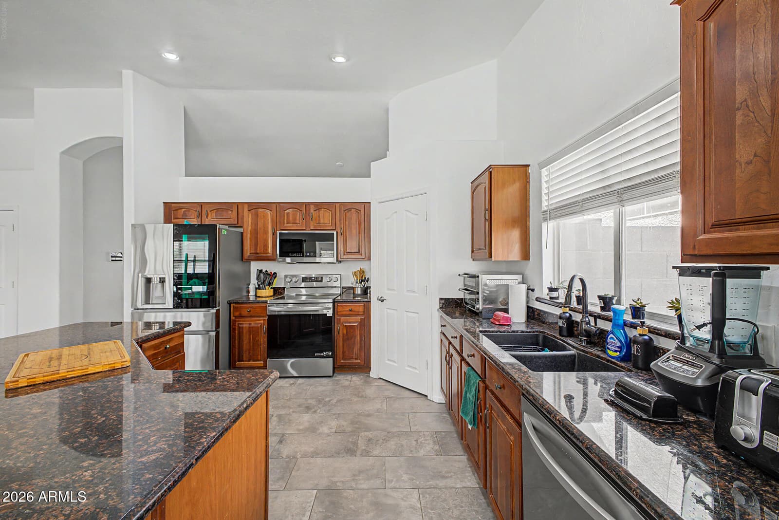 3753 E Whitehall Drive, San Tan Valley, AZ 85140 — photo 11 of 34